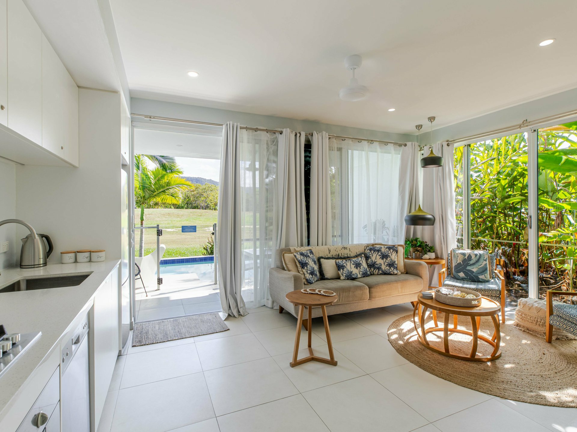 17 Pool/19-37 St Crispins Avenue — photo 4 of 15