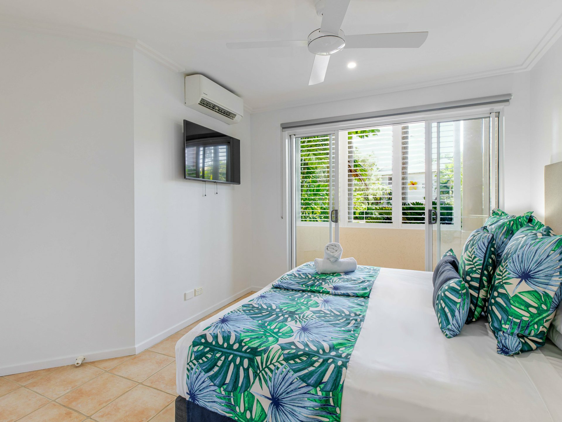 6 Cayman Villas/35-37 Mowbray Street, PORT DOUGLAS