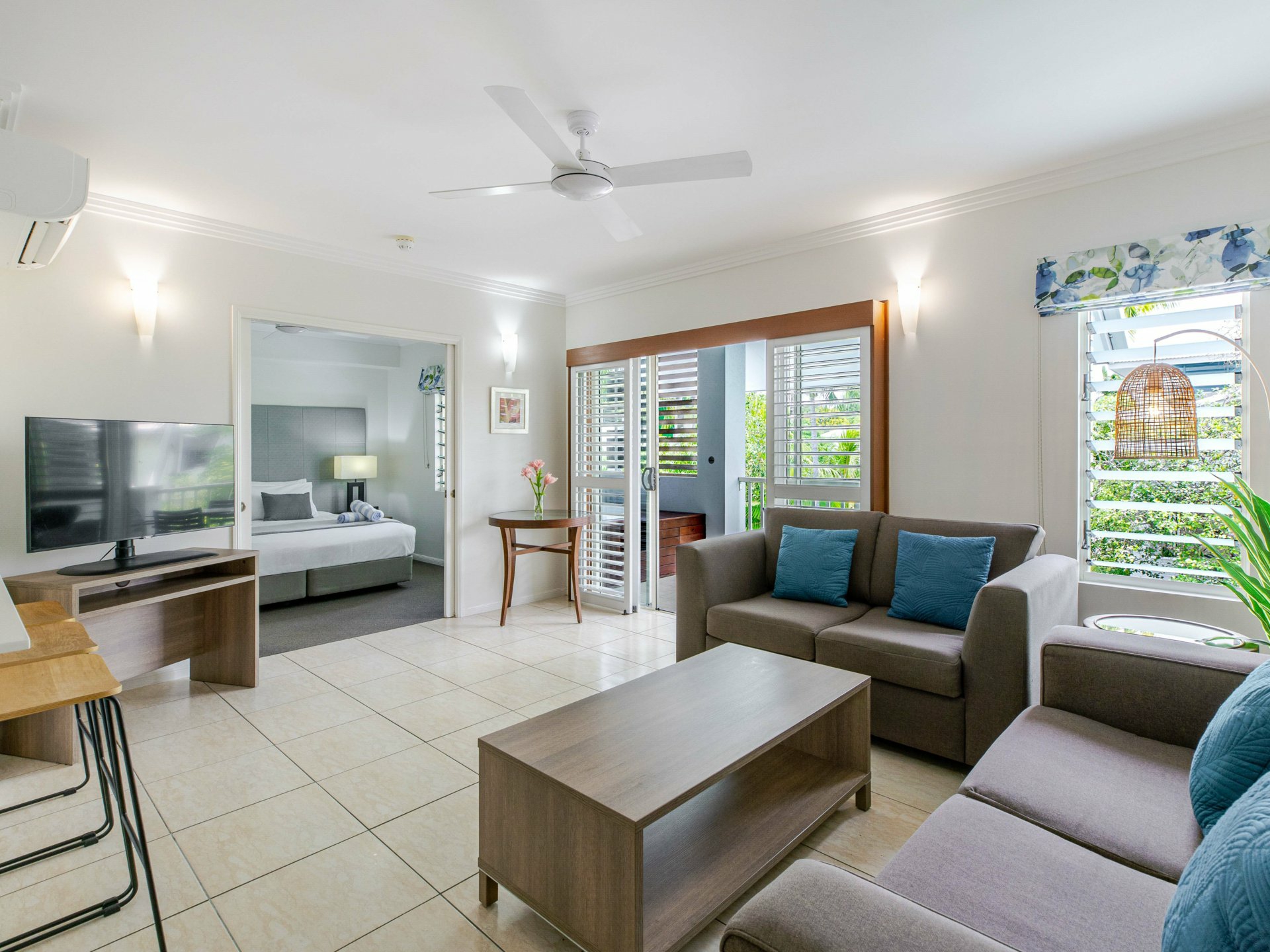 31/3-5 Davidson Street — photo from LJ Hooker Port Douglas