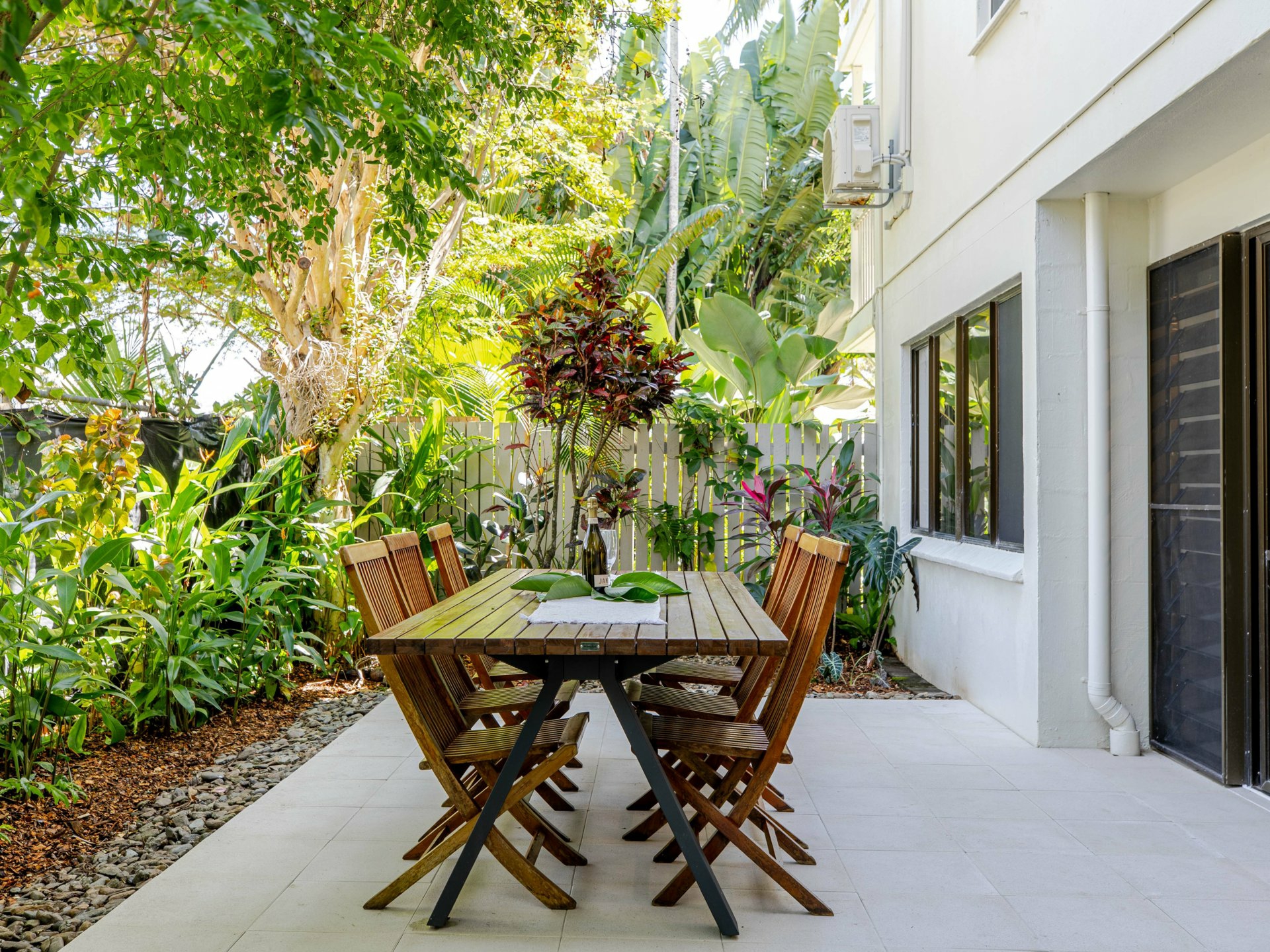 1/10 Davidson Street — photo 2 of 12