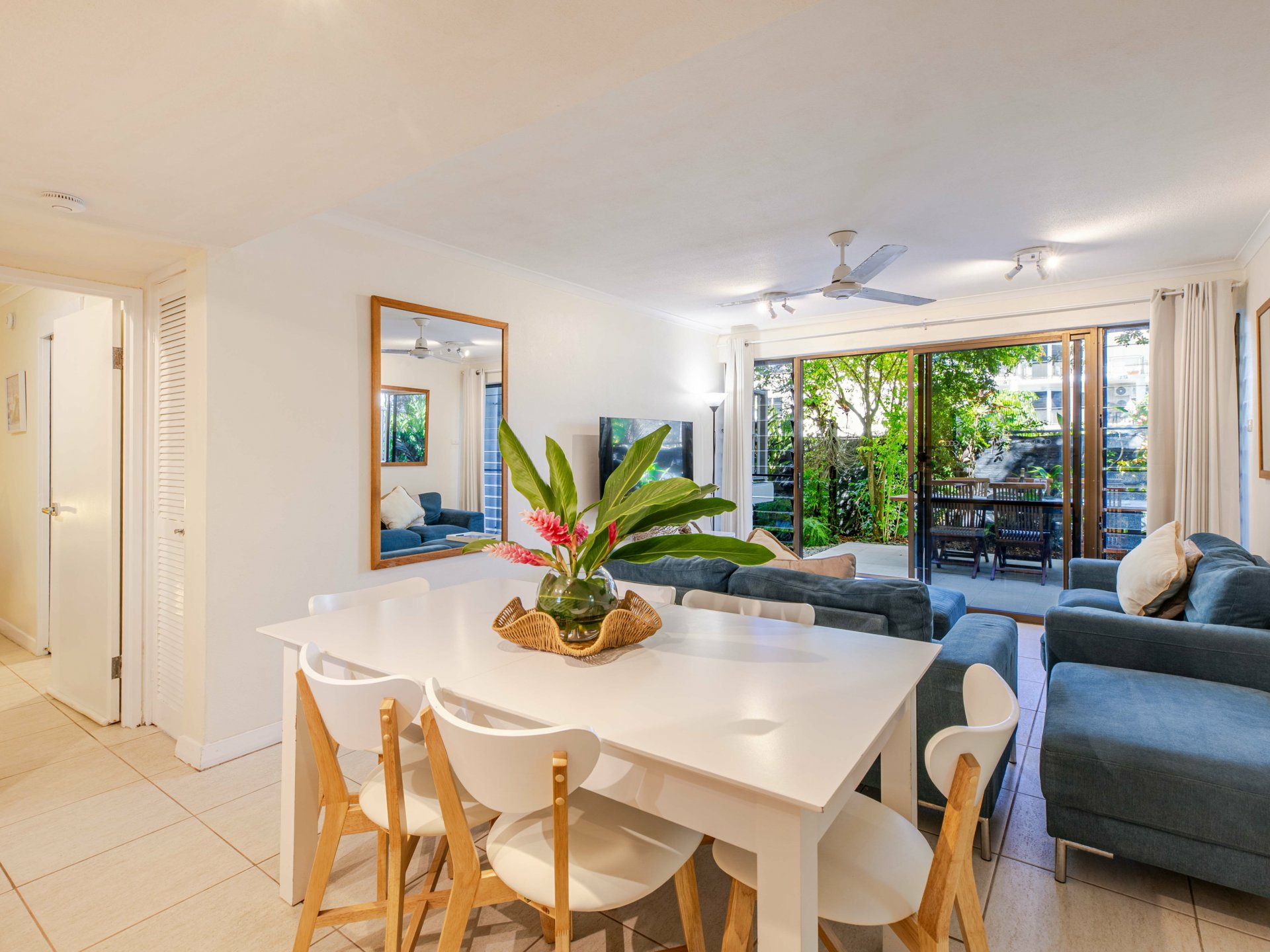 1/10 Davidson Street — photo 3 of 12