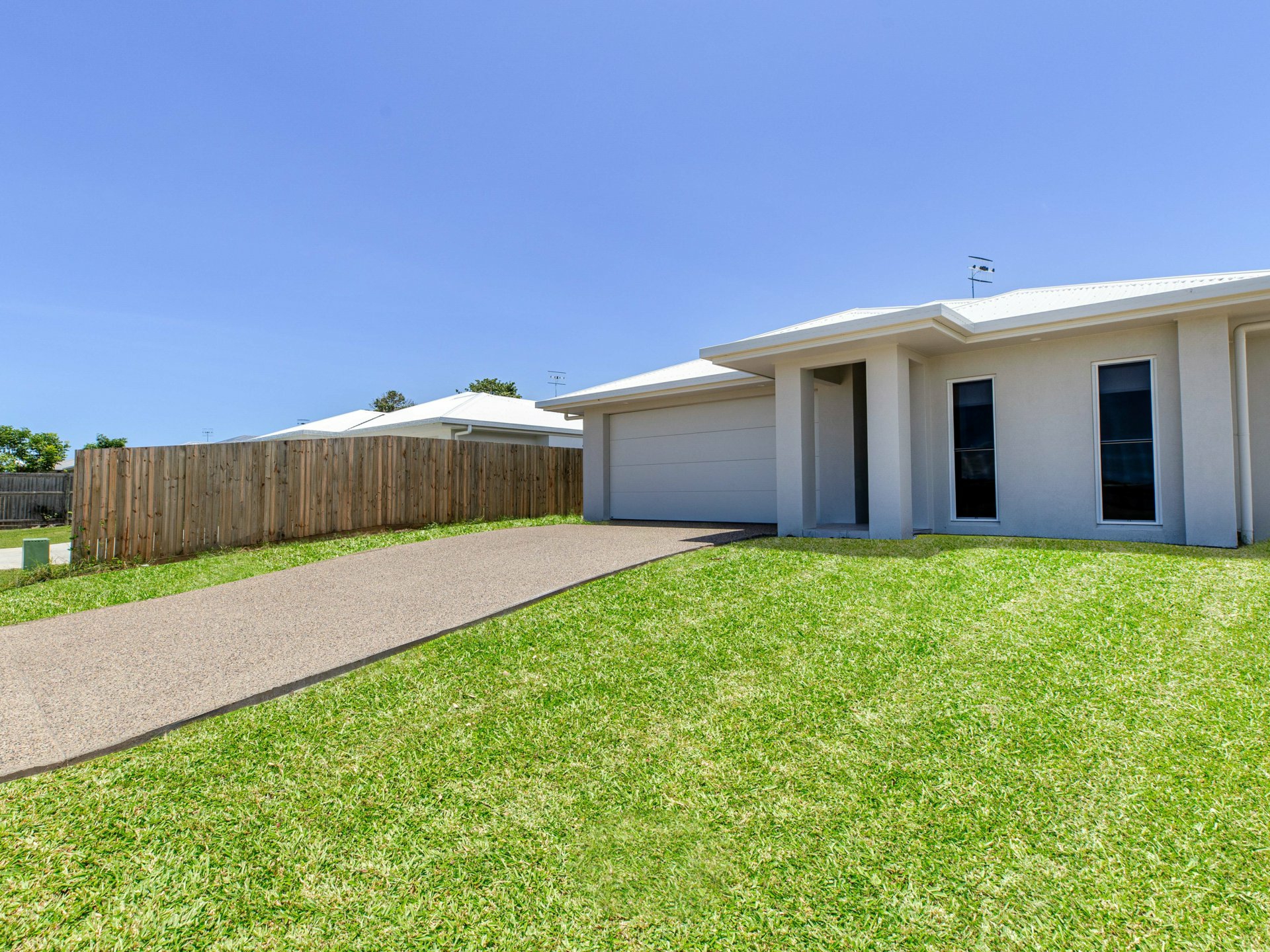 25 Barrbal Drive — photo 2 of 12