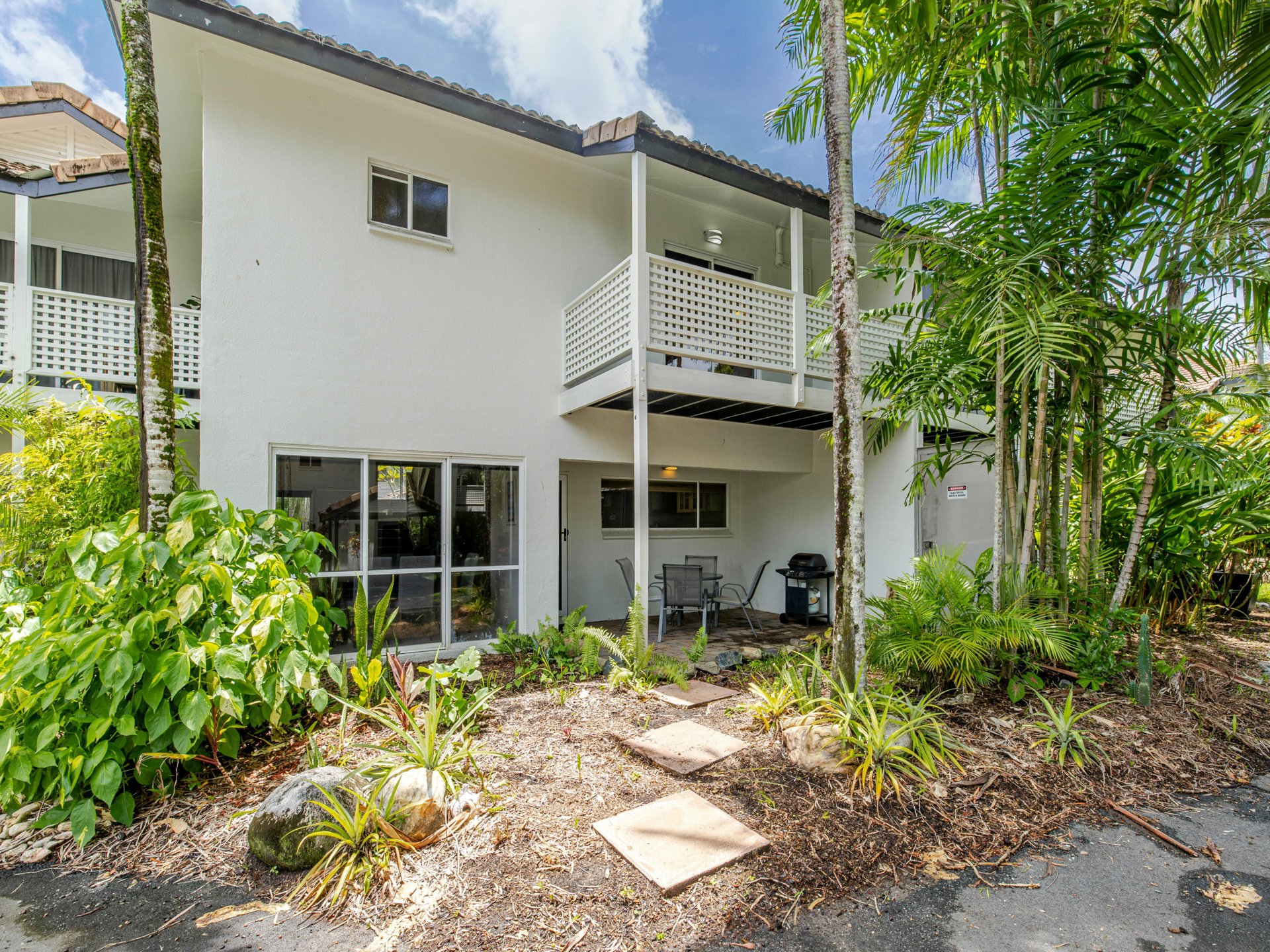 41 Reef Resort/121-137 Port Douglas Road — photo 14 of 17
