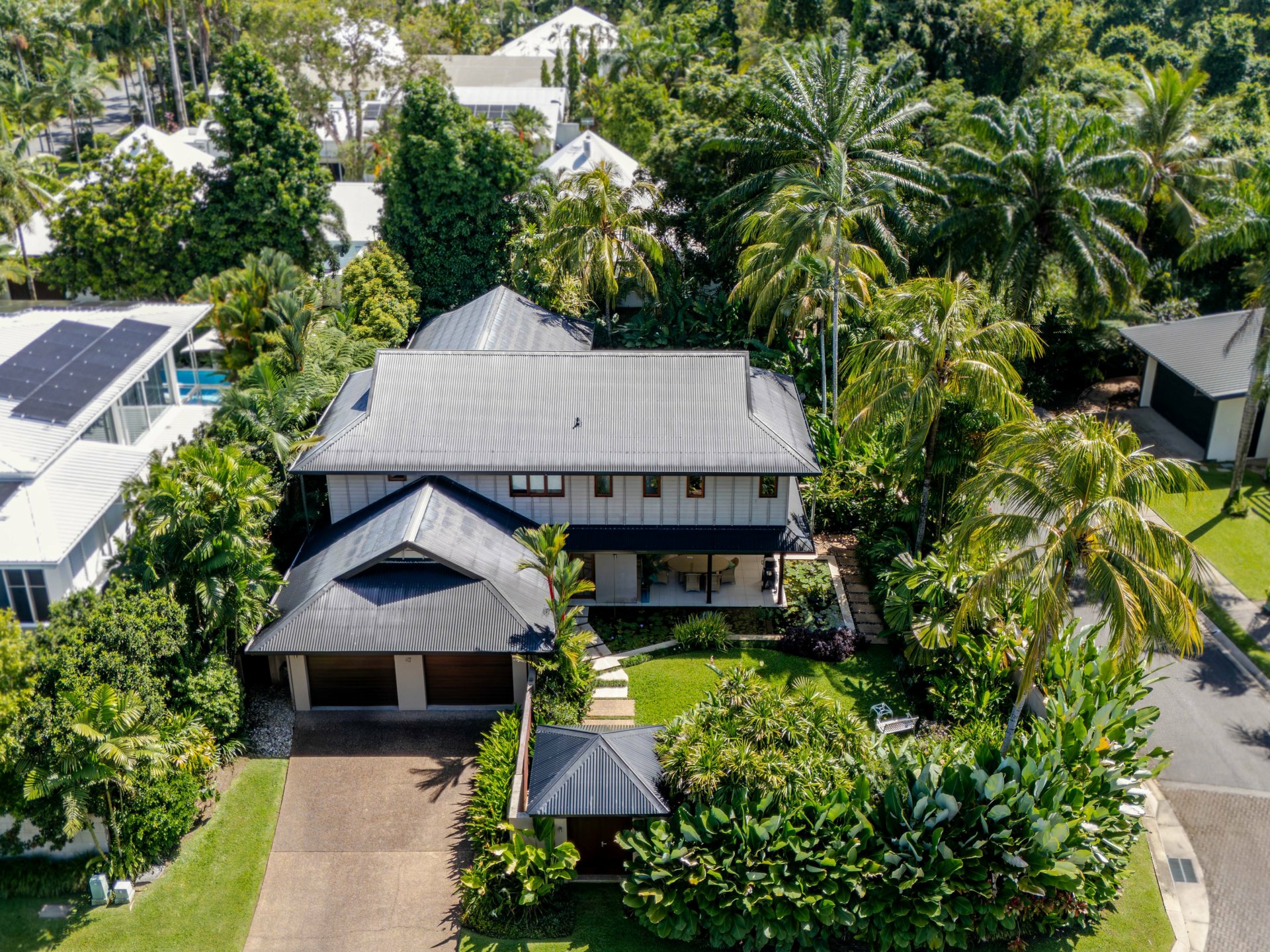 47 Beachfront Mirage Drive — photo 7 of 29