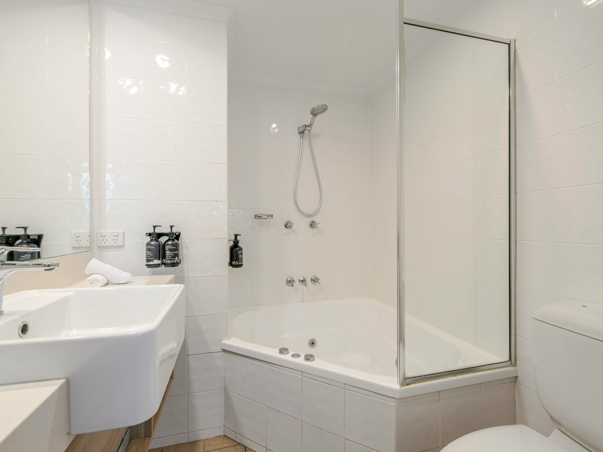 30 Portsea/70-76 Davidson Street — photo 17 of 18