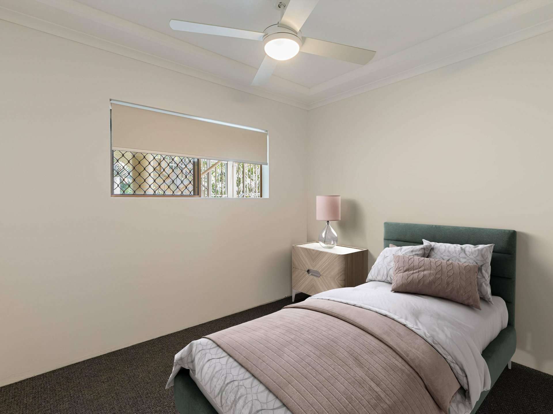 7/11-15 Port Douglas Road — photo 14 of 21