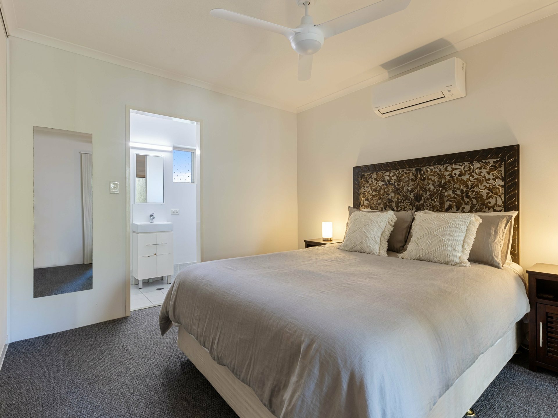 7/11-15 Port Douglas Road — photo 15 of 21