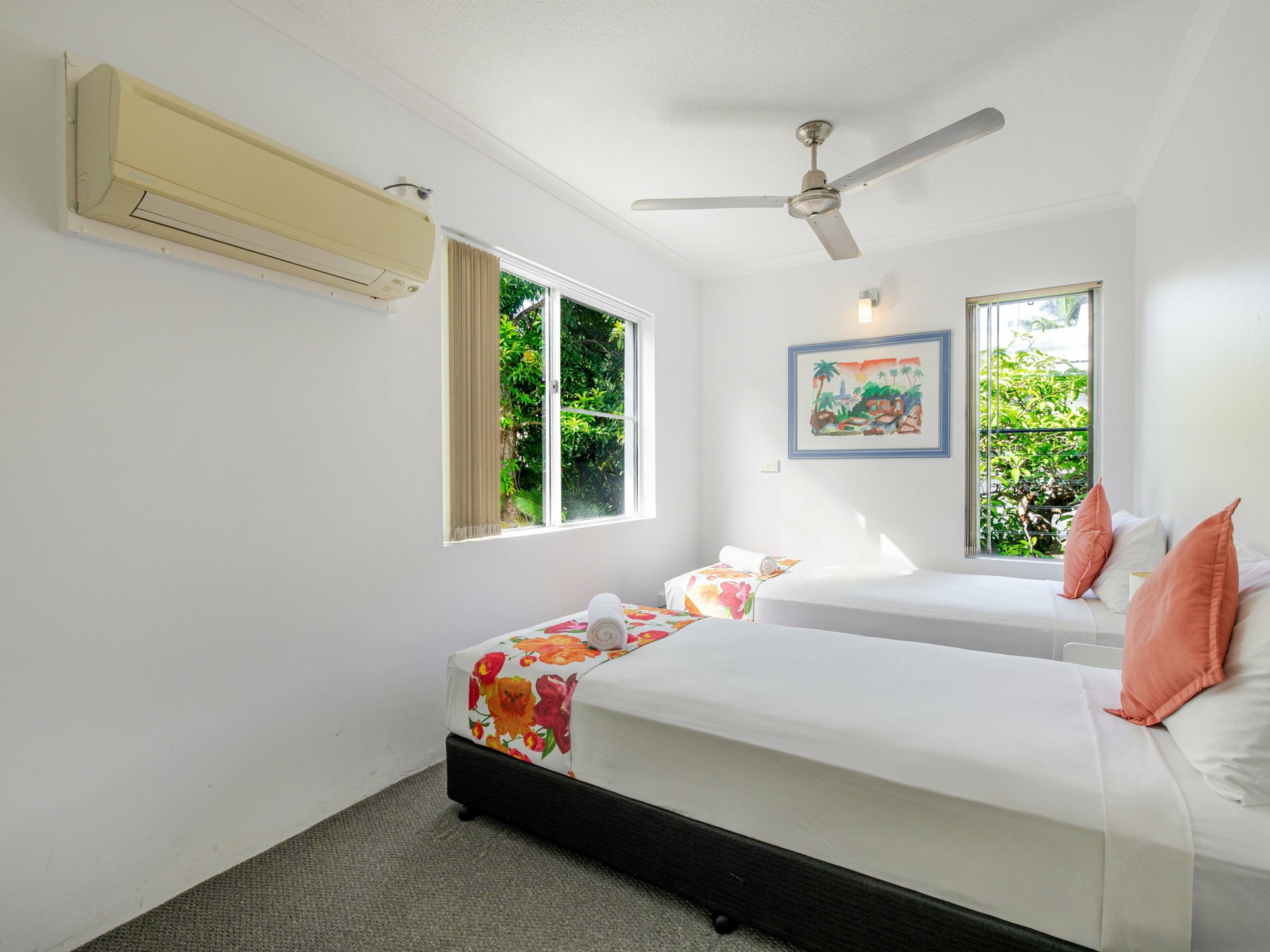 9 Outrigger/16-18 Mudlo Street — photo 9 of 17