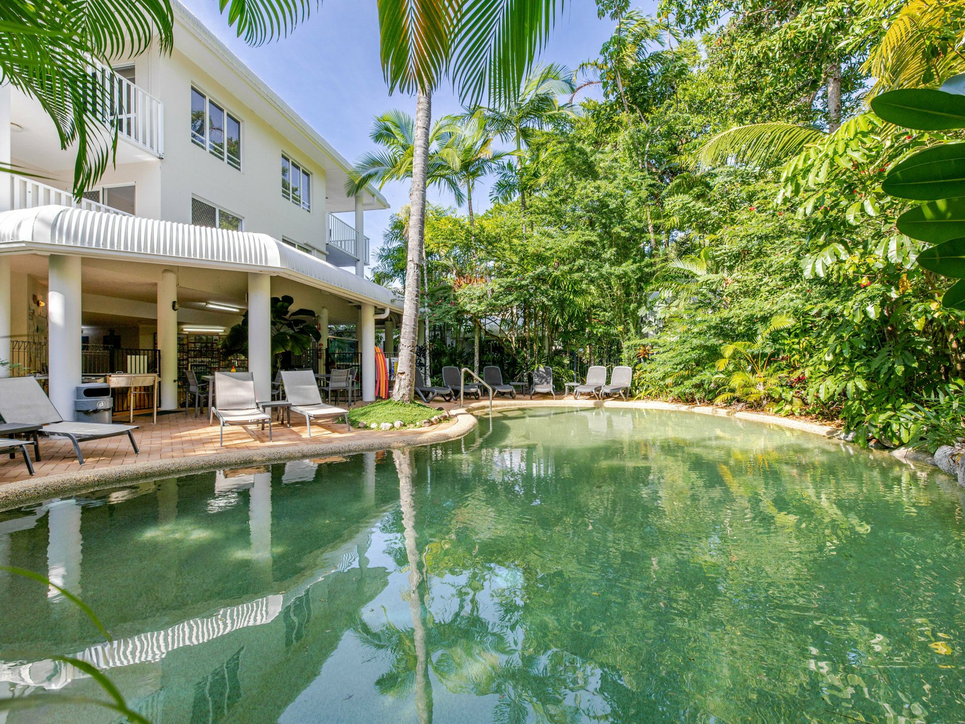 9 Outrigger/16-18 Mudlo Street — photo 11 of 17