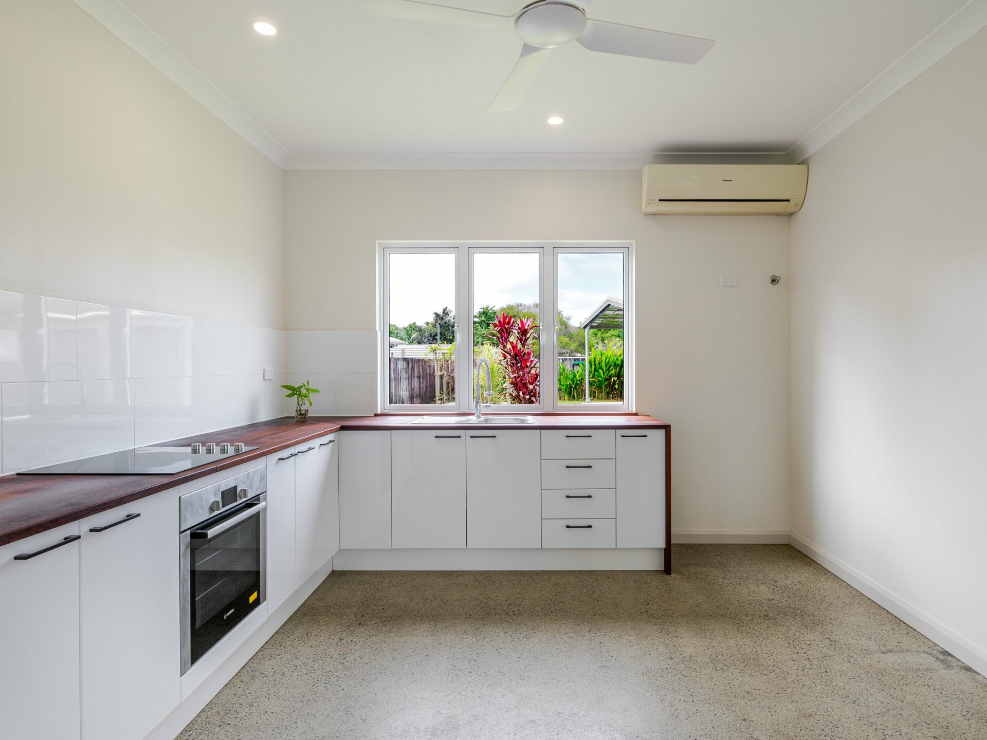 59 Snapper Island Drive — photo 5 of 17