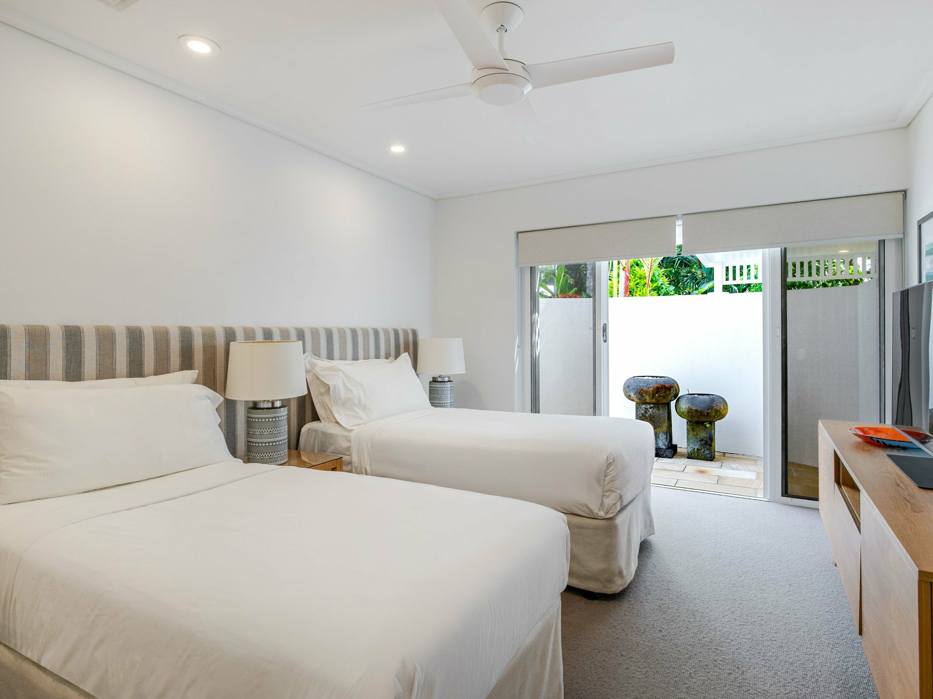 Villa 147 Mirage/7-19 Bougainvillea Way North — photo 11 of 19