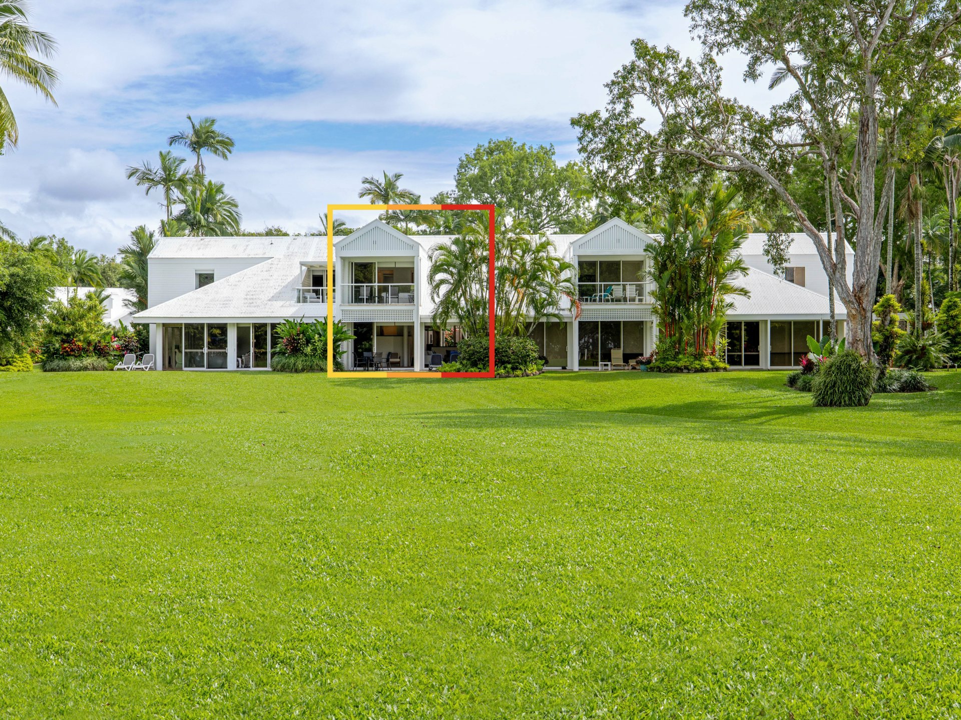 Villa 147 Mirage/7-19 Bougainvillea Way North — photo 16 of 19