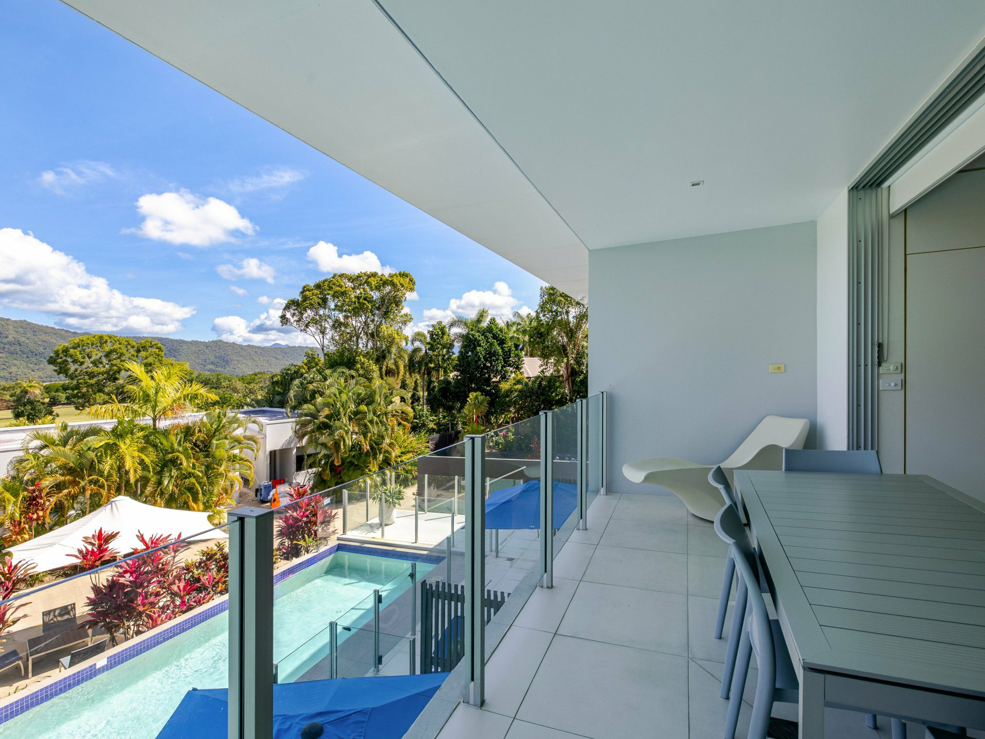 34 Pool/19-37 St Crispins Avenue — photo 7 of 18