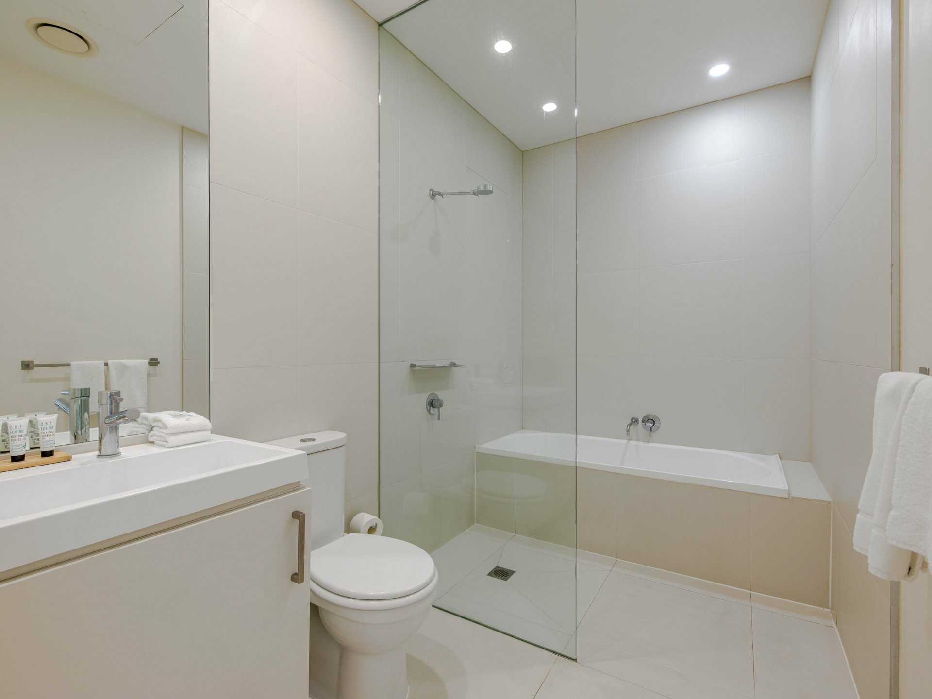 34 Pool/19-37 St Crispins Avenue — photo 12 of 18