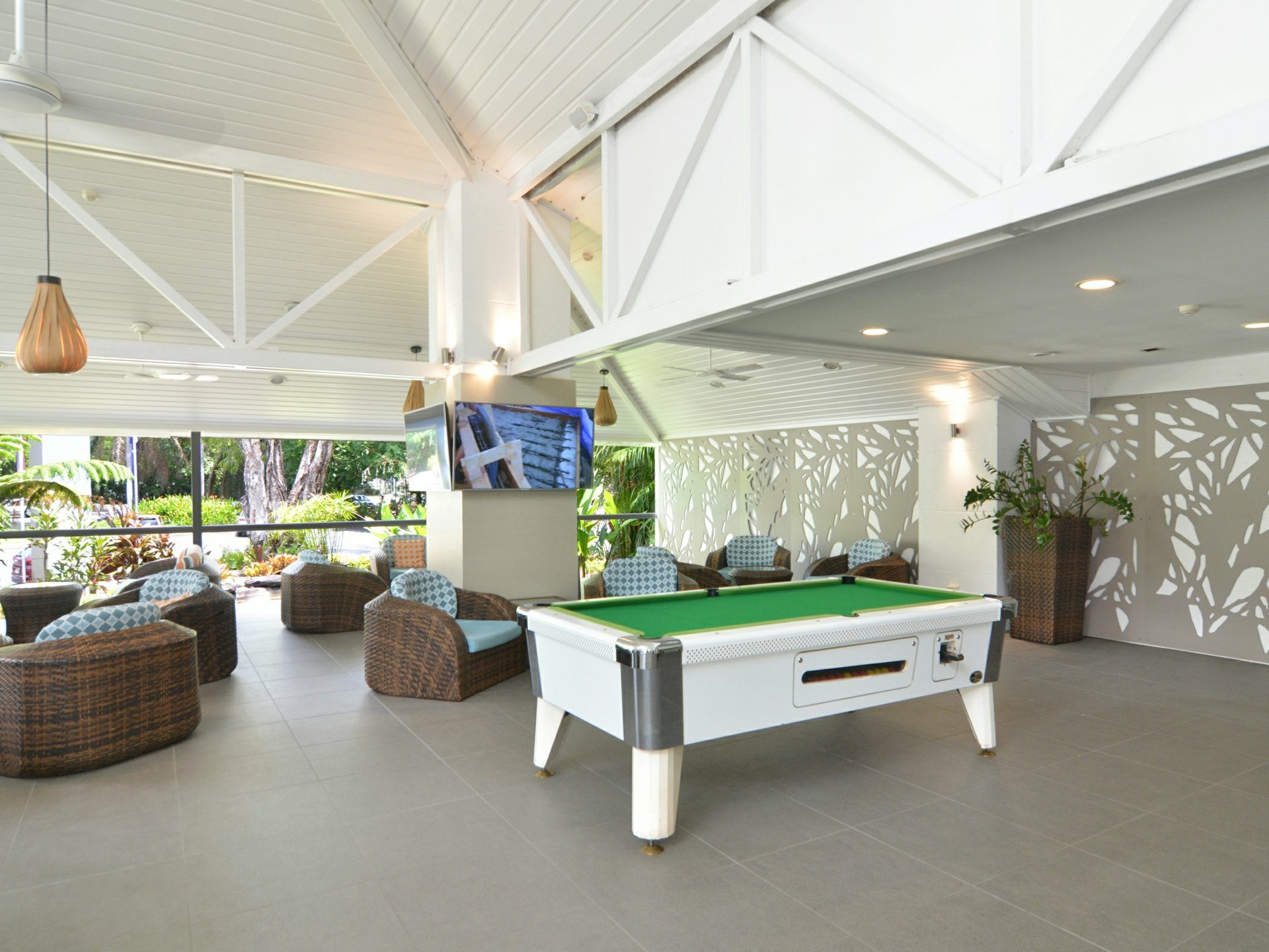 D250 Ramada/316 Port Douglas Road — photo 6 of 17