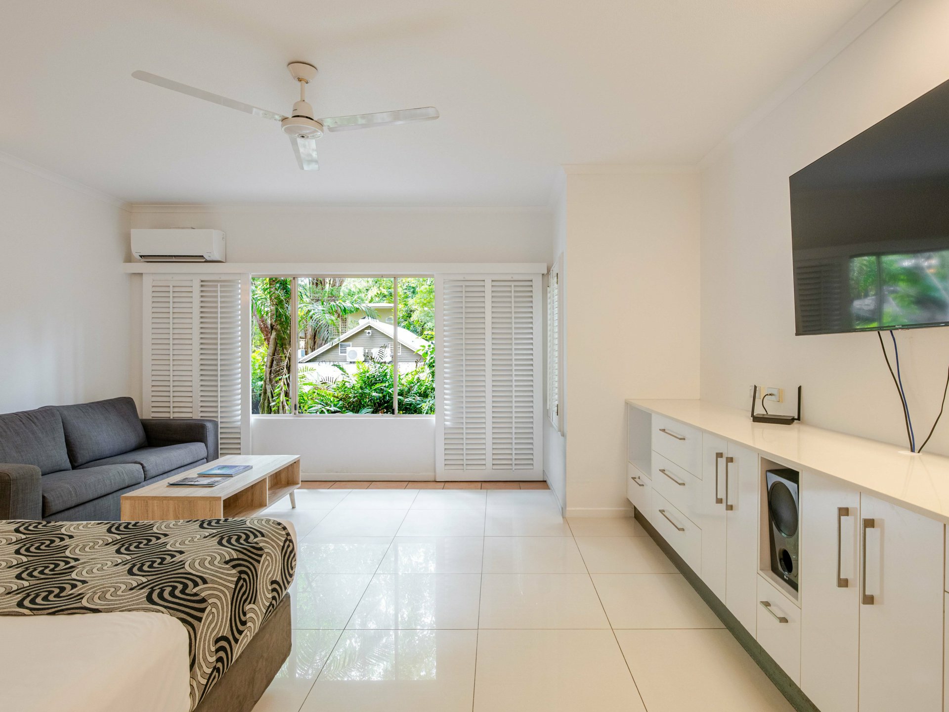 D250 Ramada/316 Port Douglas Road — photo 11 of 17