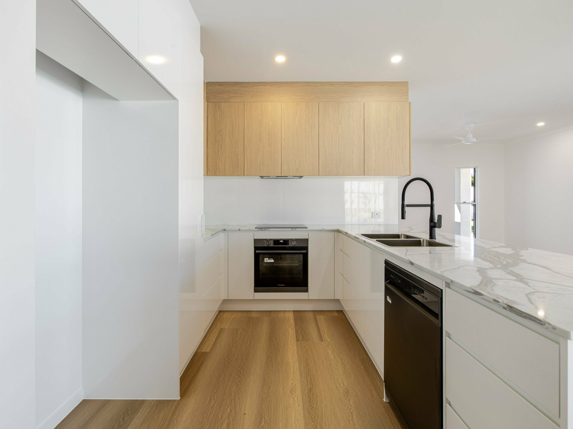 18 Camelia Court — photo 8 of 19