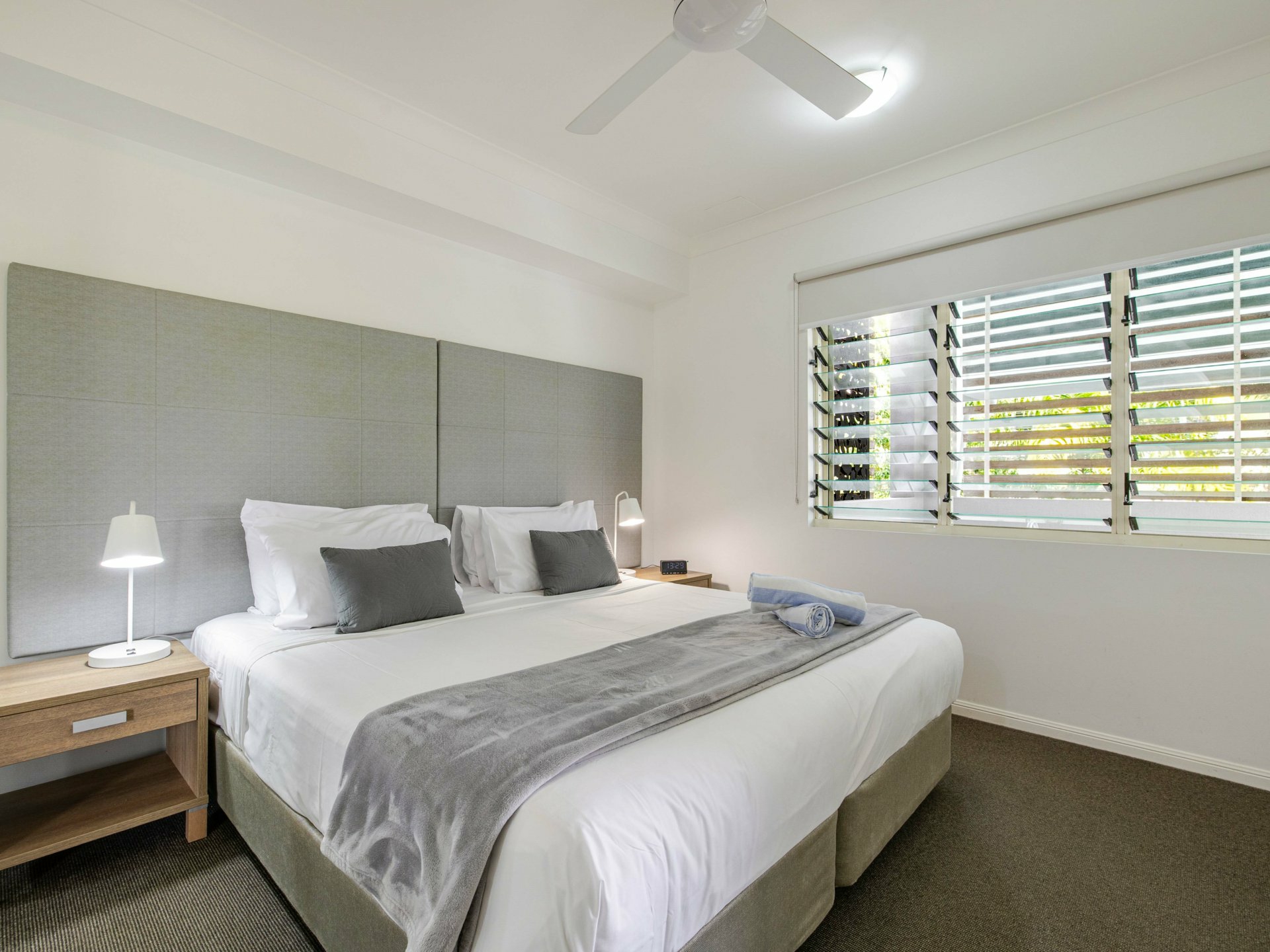 29/10-12 Owen Street — photo 18 of 25