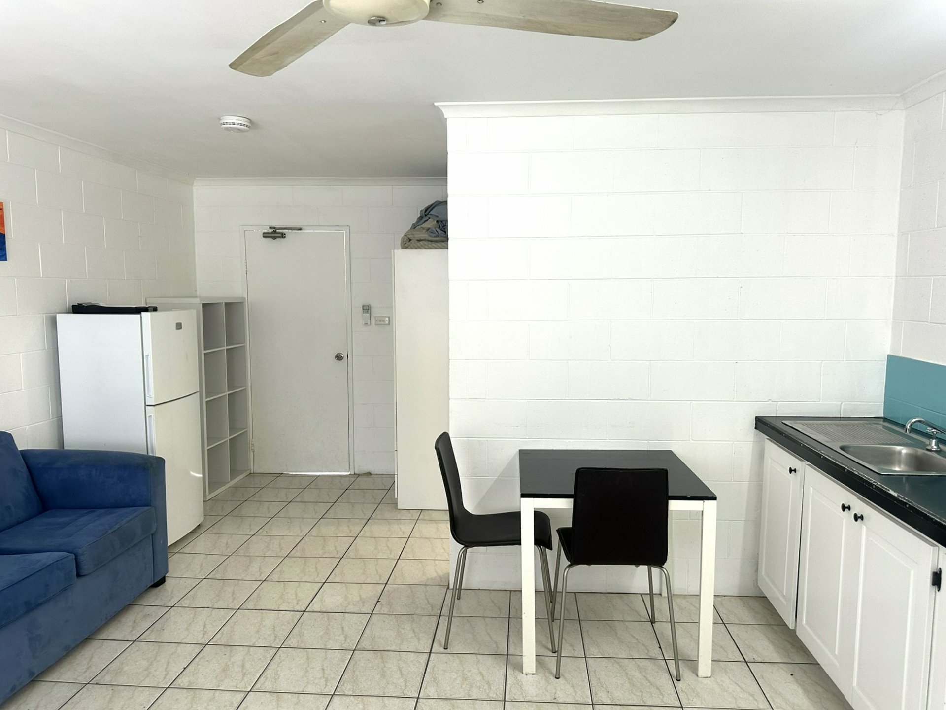 14 Triton Lodge/4 Triton Crescent — photo 6 of 12