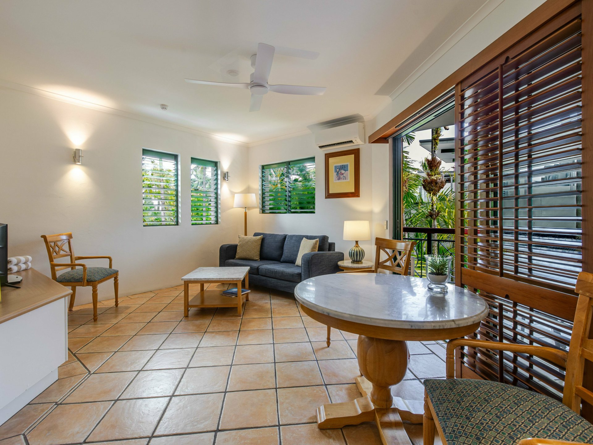 7 Martinique/66 Macrossan Street — photo 4 of 17
