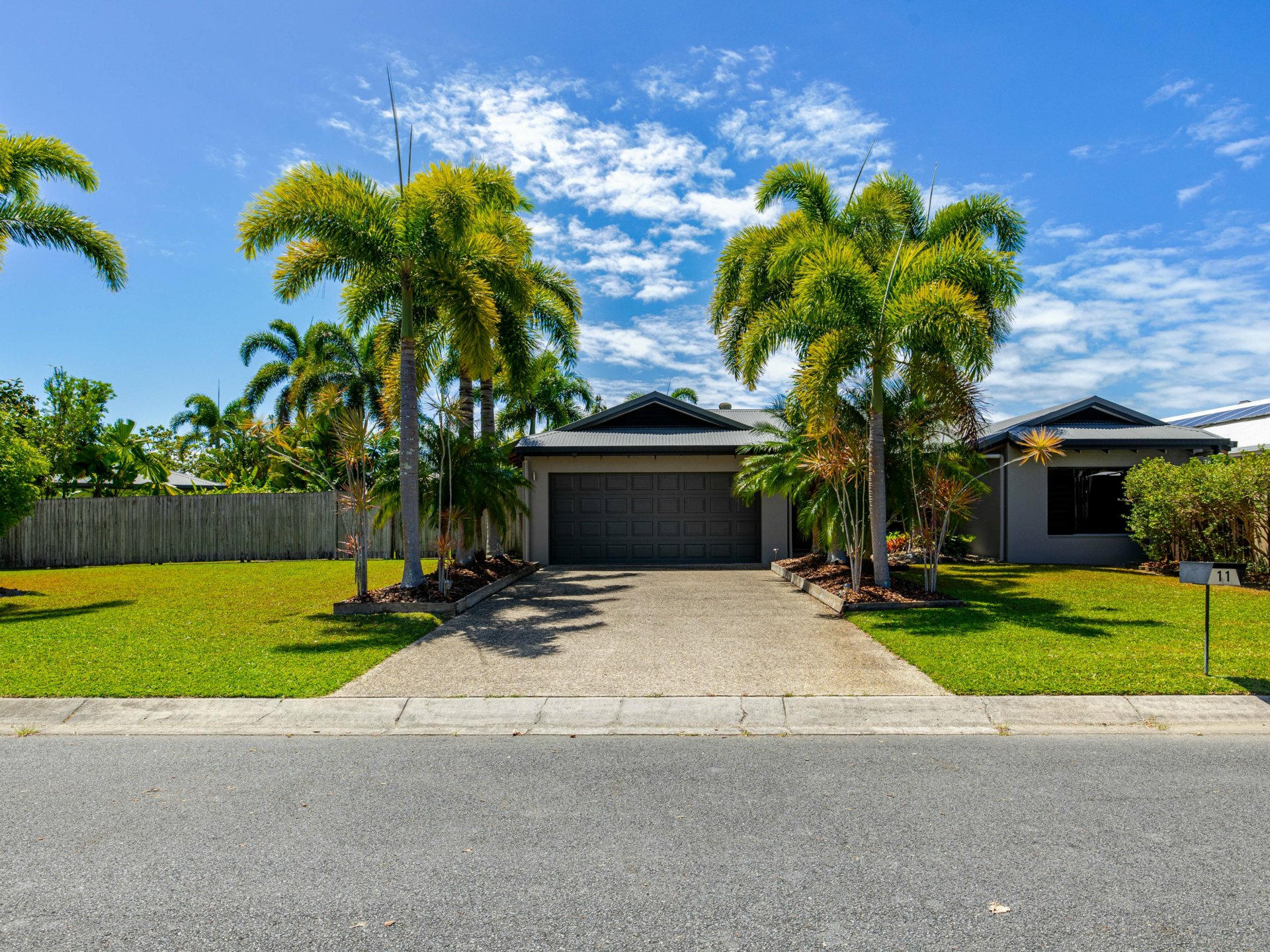 11 Corella Street — photo 8 of 23