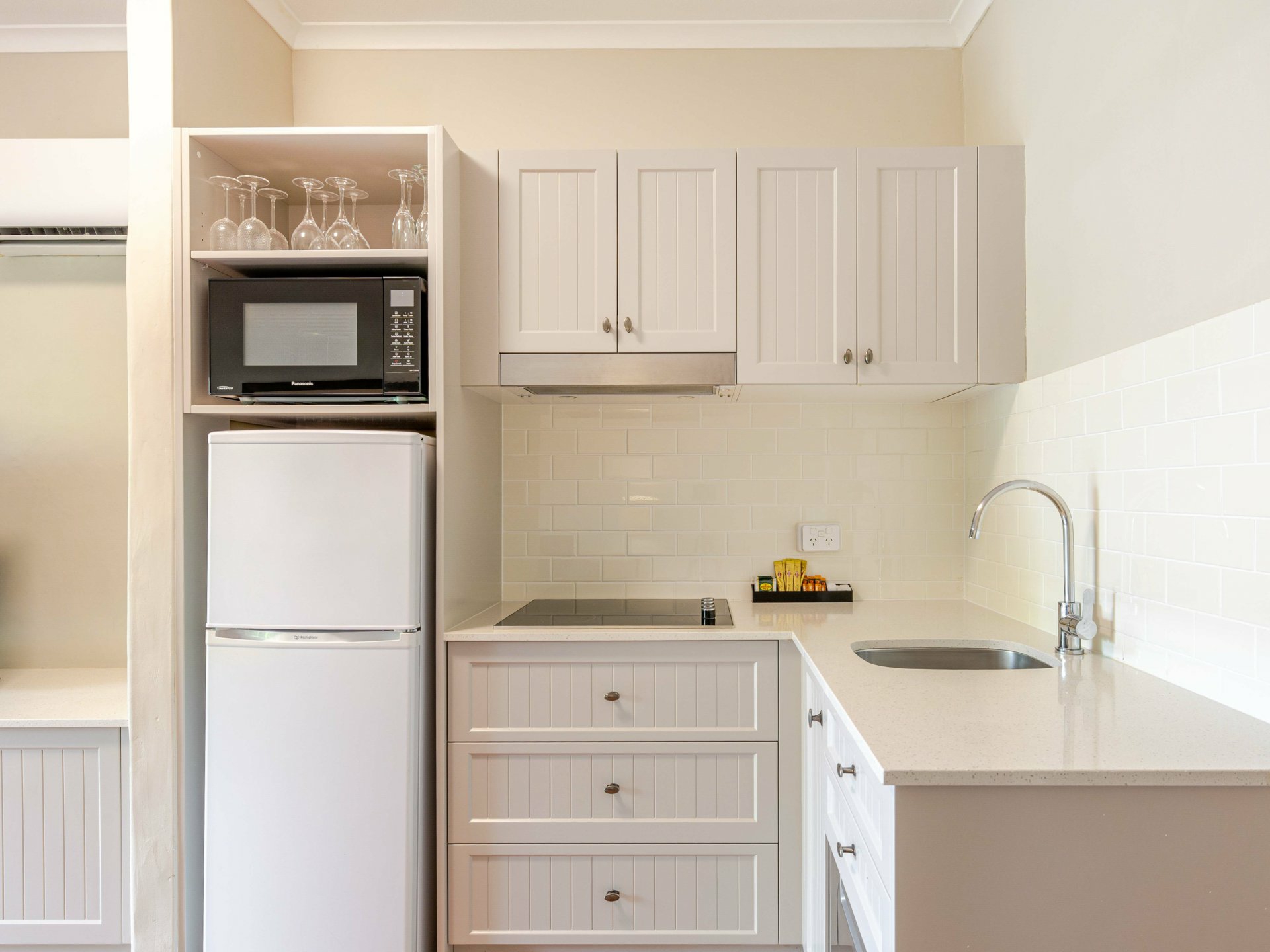 20 Villa San Michele/41 Macrossan Street — photo 3 of 16