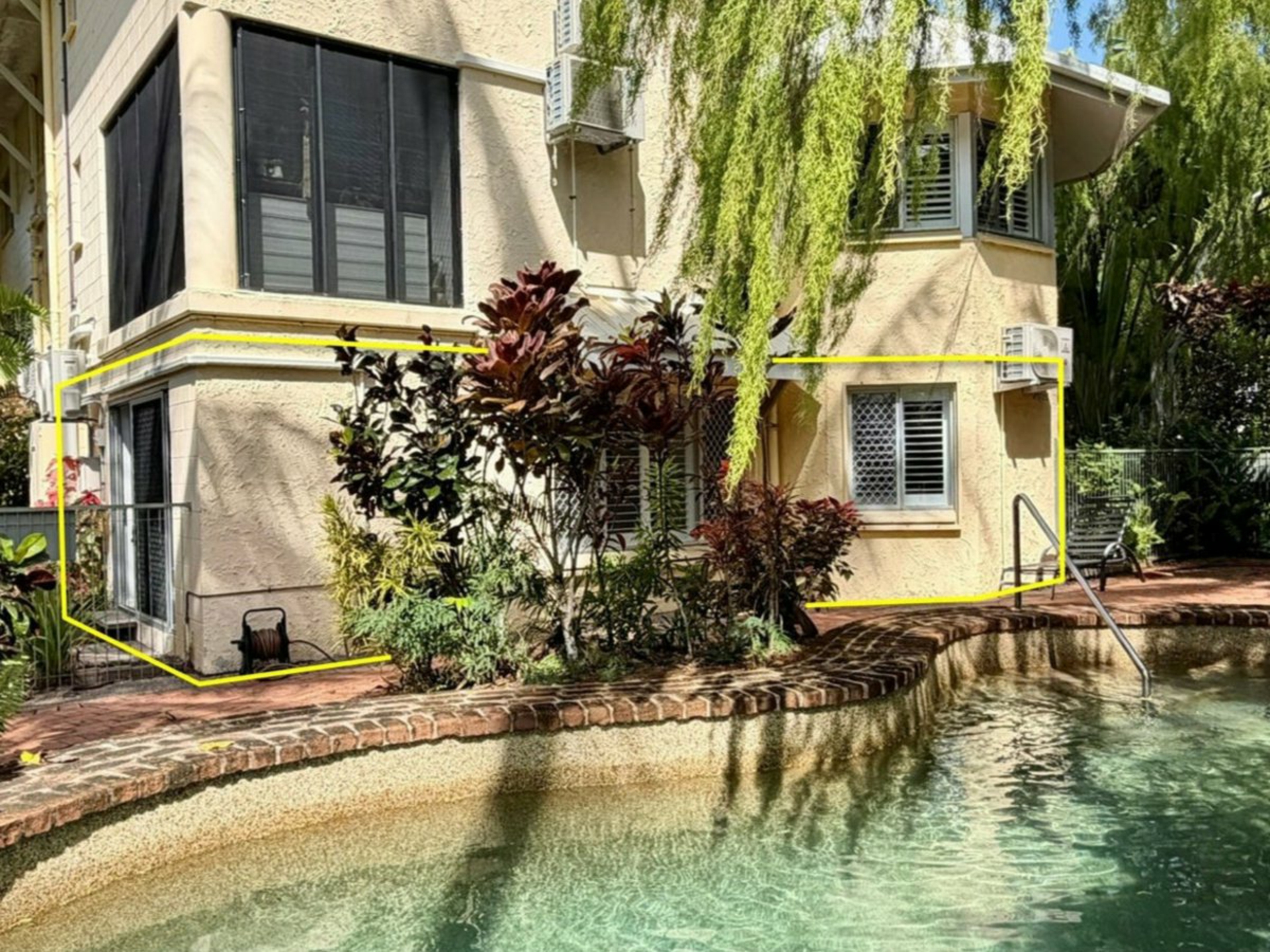 1 Castaways/32 Mowbray Street — photo 15 of 21
