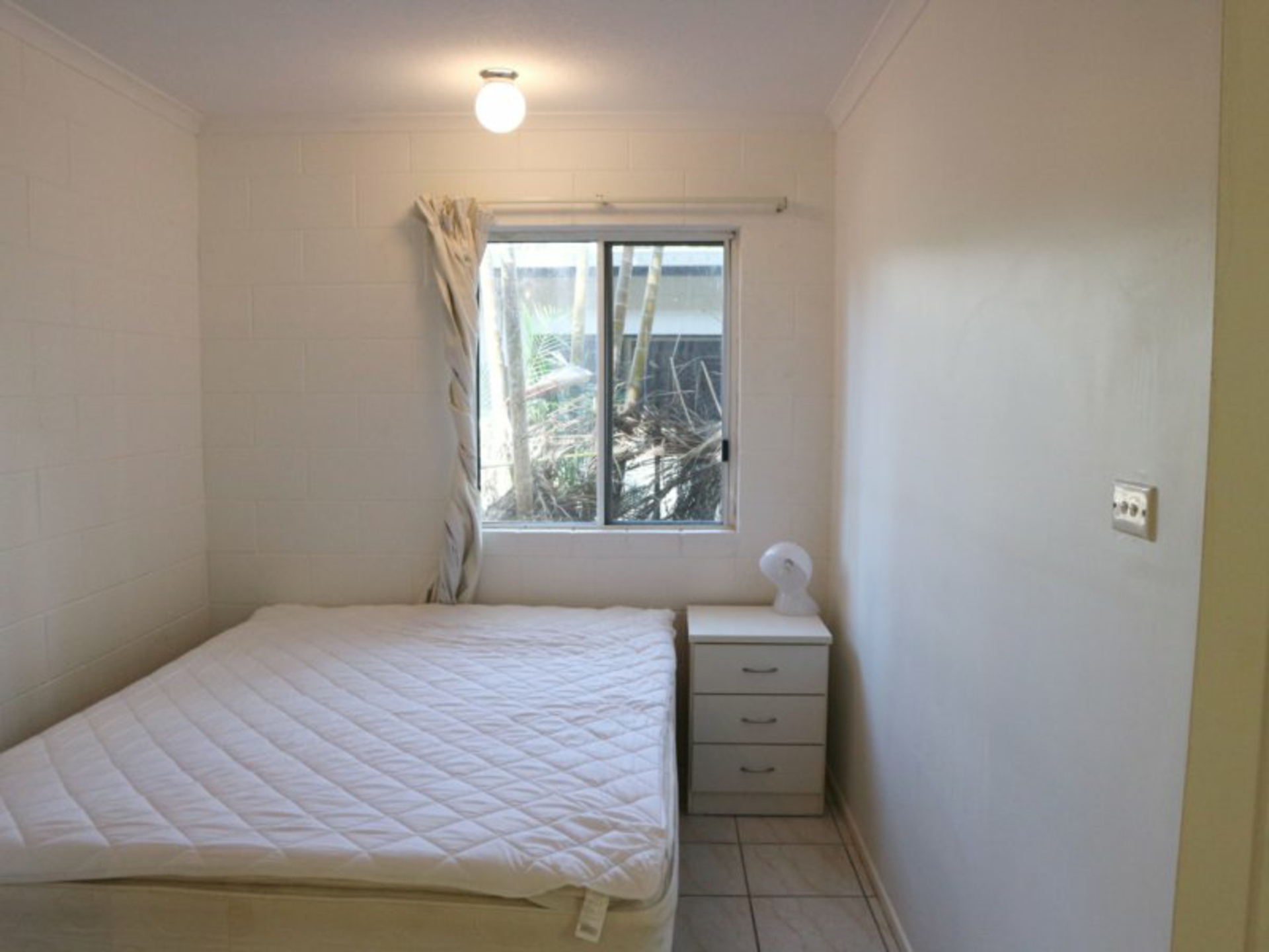 2 Triton Lodge/4 Triton Crescent — photo 5 of 12
