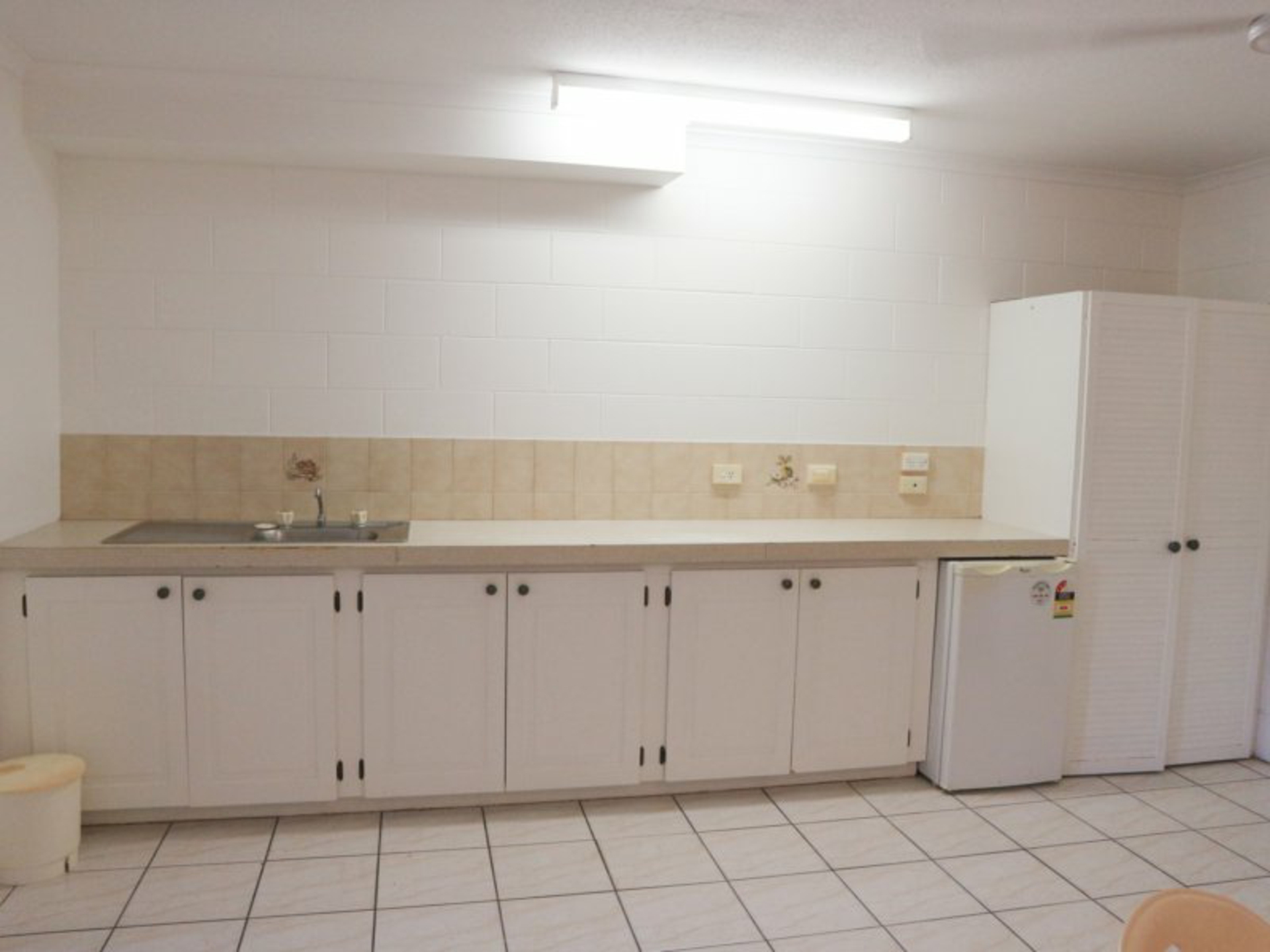 2 Triton Lodge/4 Triton Crescent — photo 8 of 12