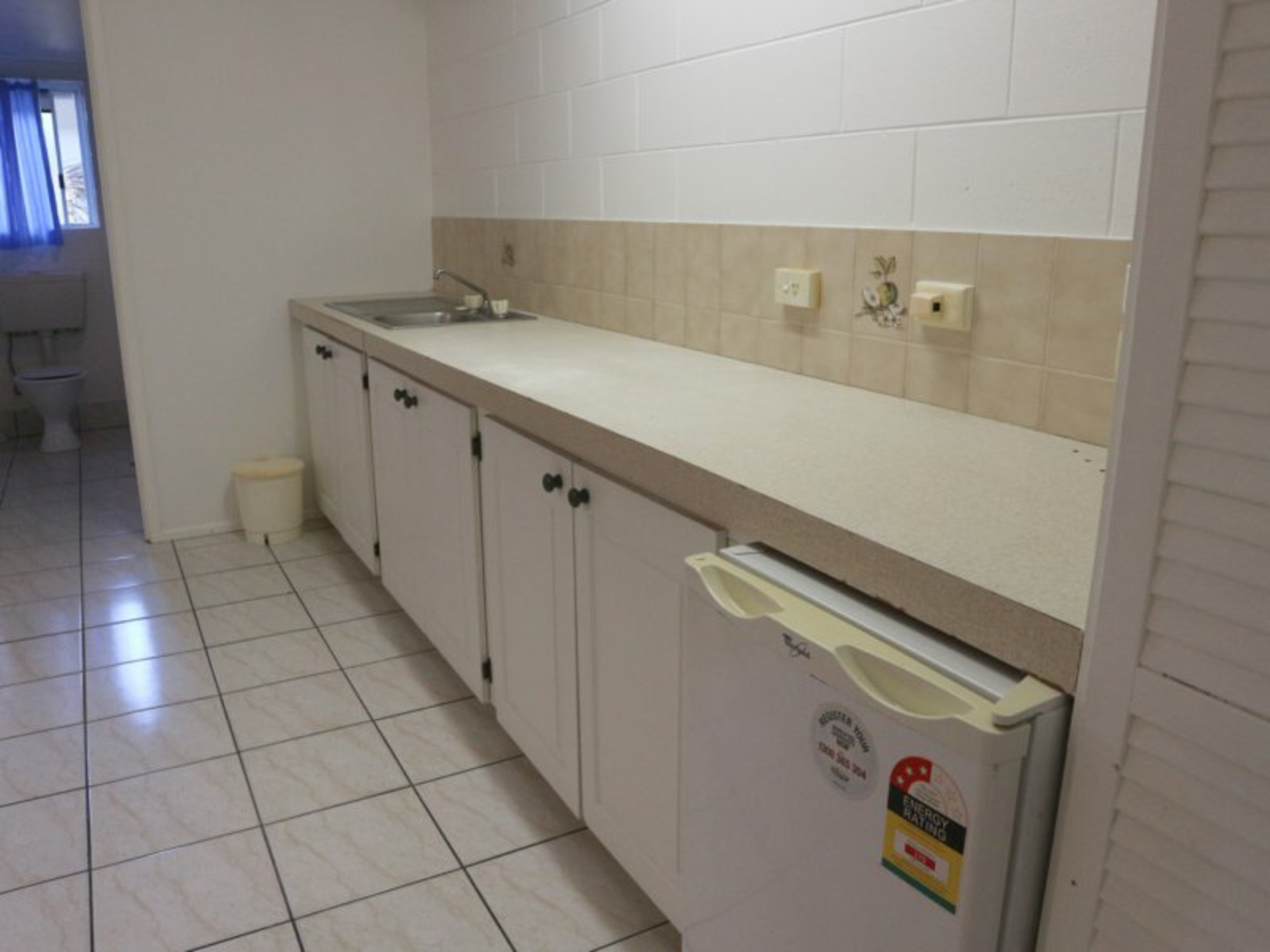 2 Triton Lodge/4 Triton Crescent — photo 9 of 12