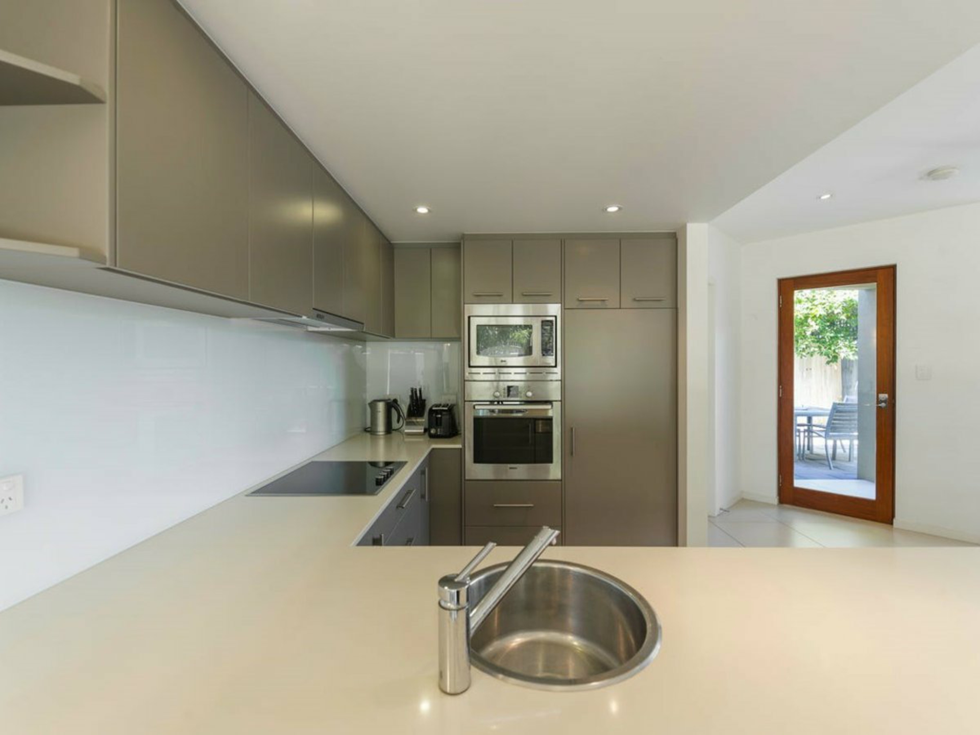 2/21 Langley Road — photo 13 of 26
