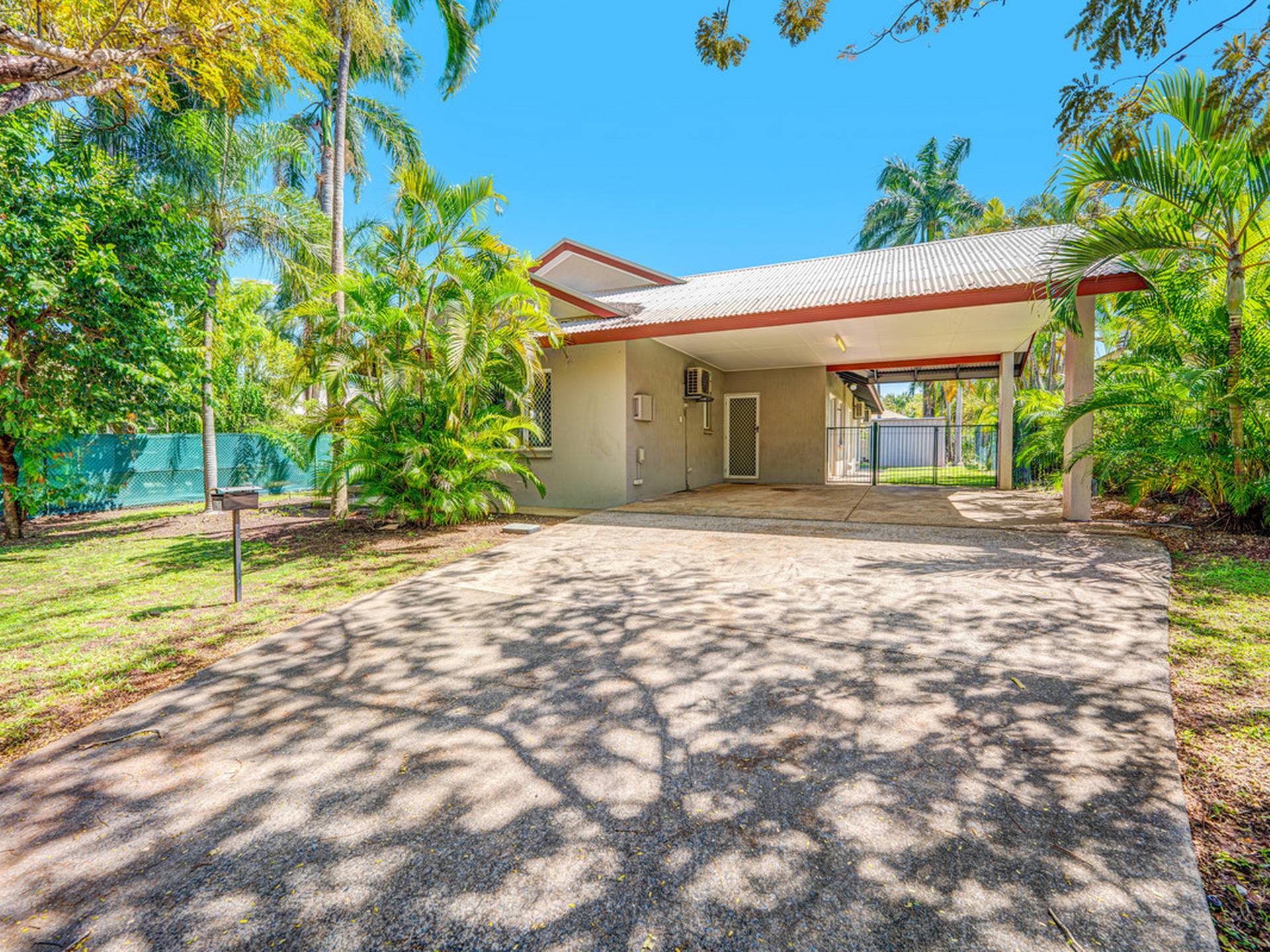 20 Yale Parade, Durack