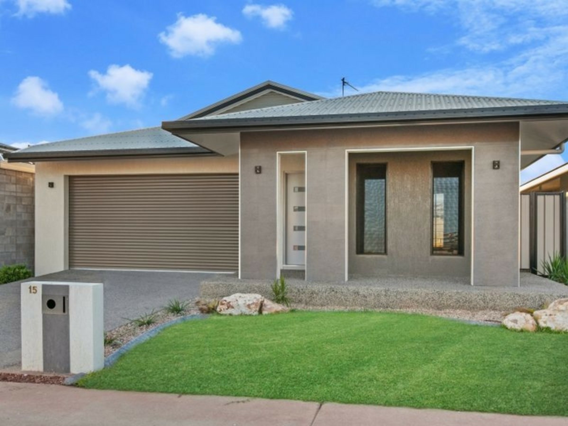 15 Heathcock Street, DURACK