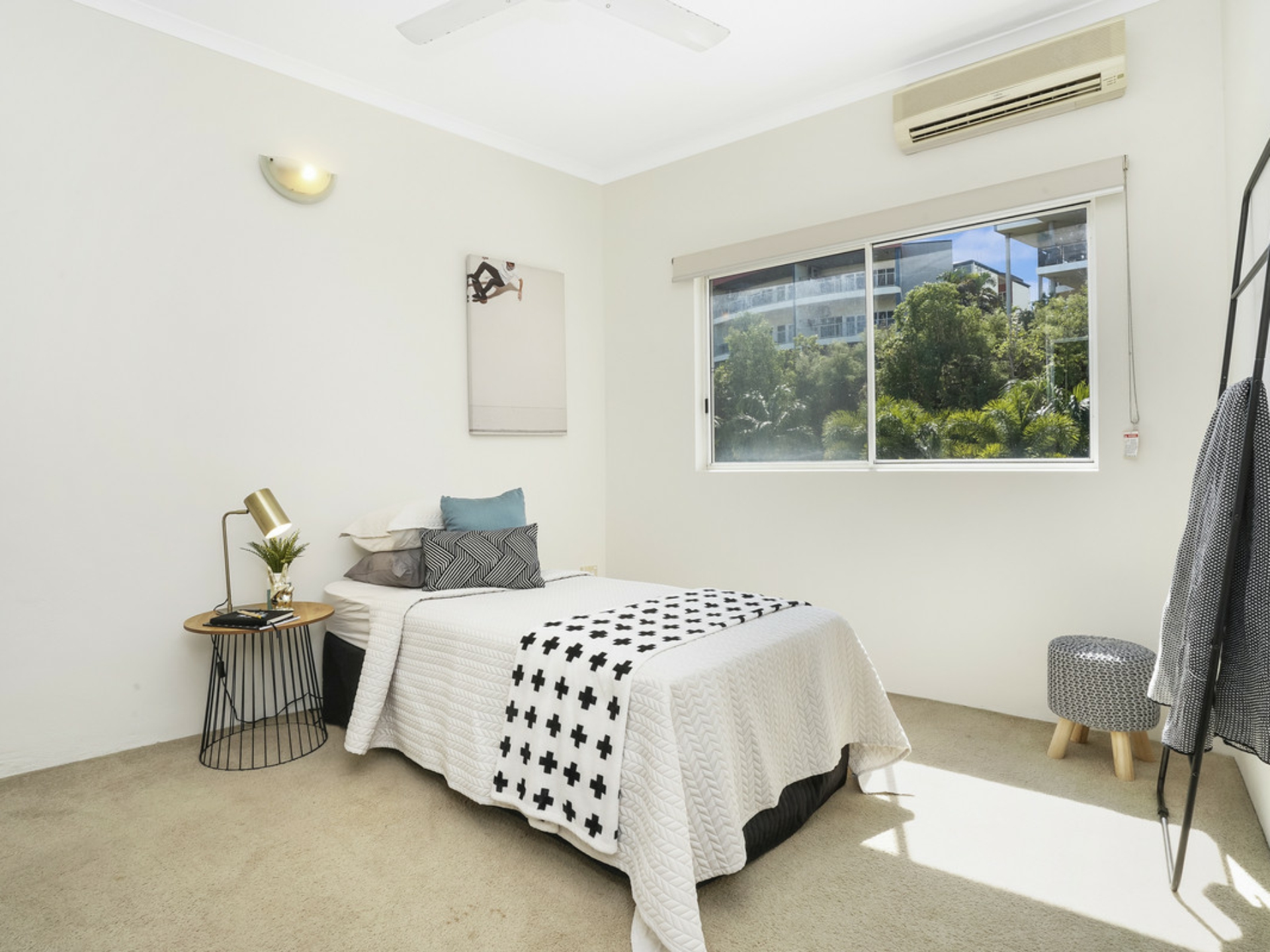 7/11 Chong Wee Avenue, WOOLNER