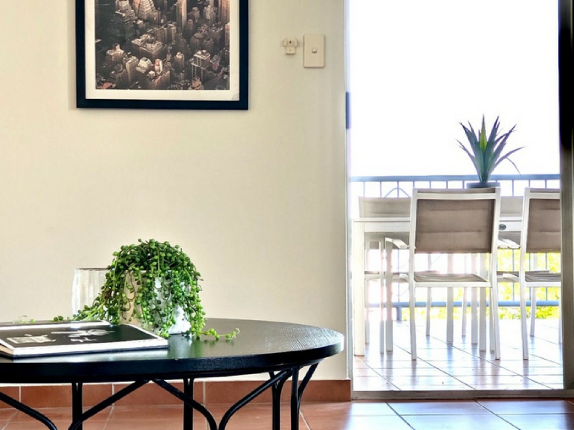 7/11 Chong Wee Avenue, WOOLNER