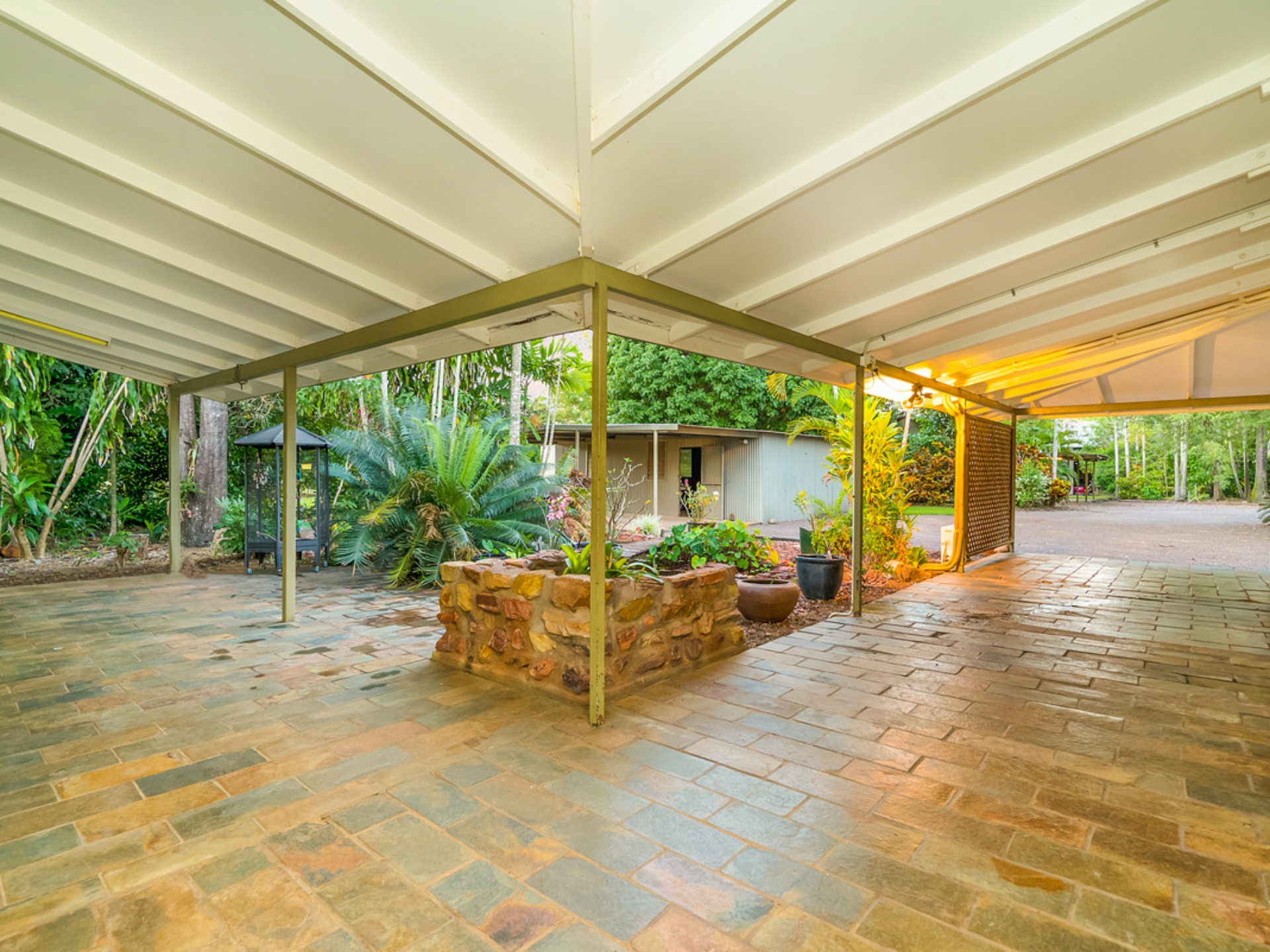133 Dreamtime Drive, MCMINNS LAGOON