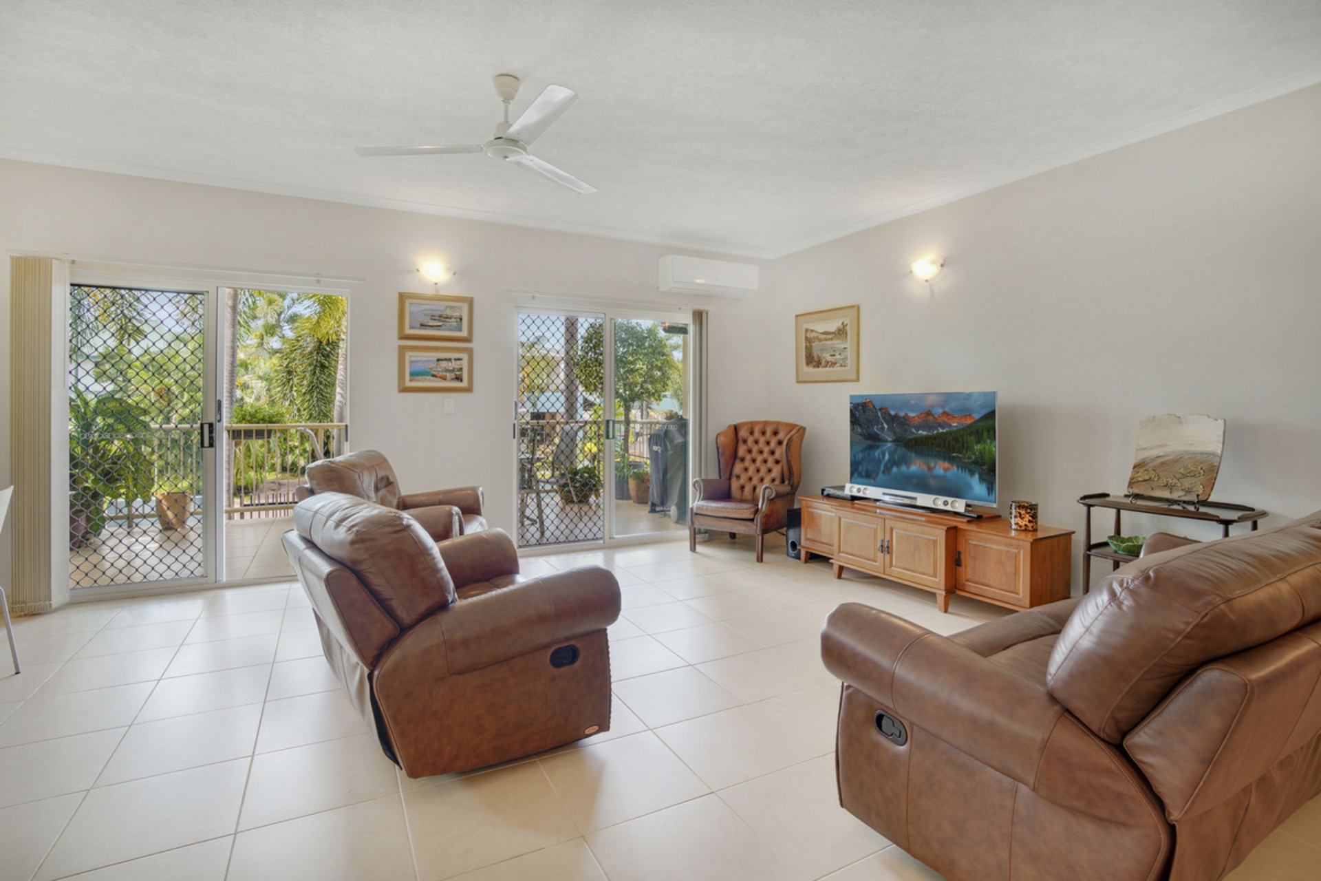 2/7 Dinah Court, STUART PARK