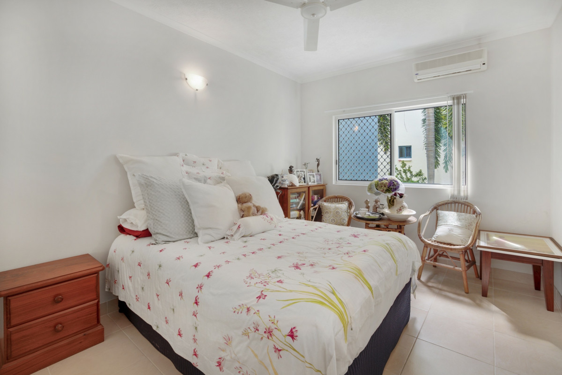 2/7 Dinah Court, STUART PARK