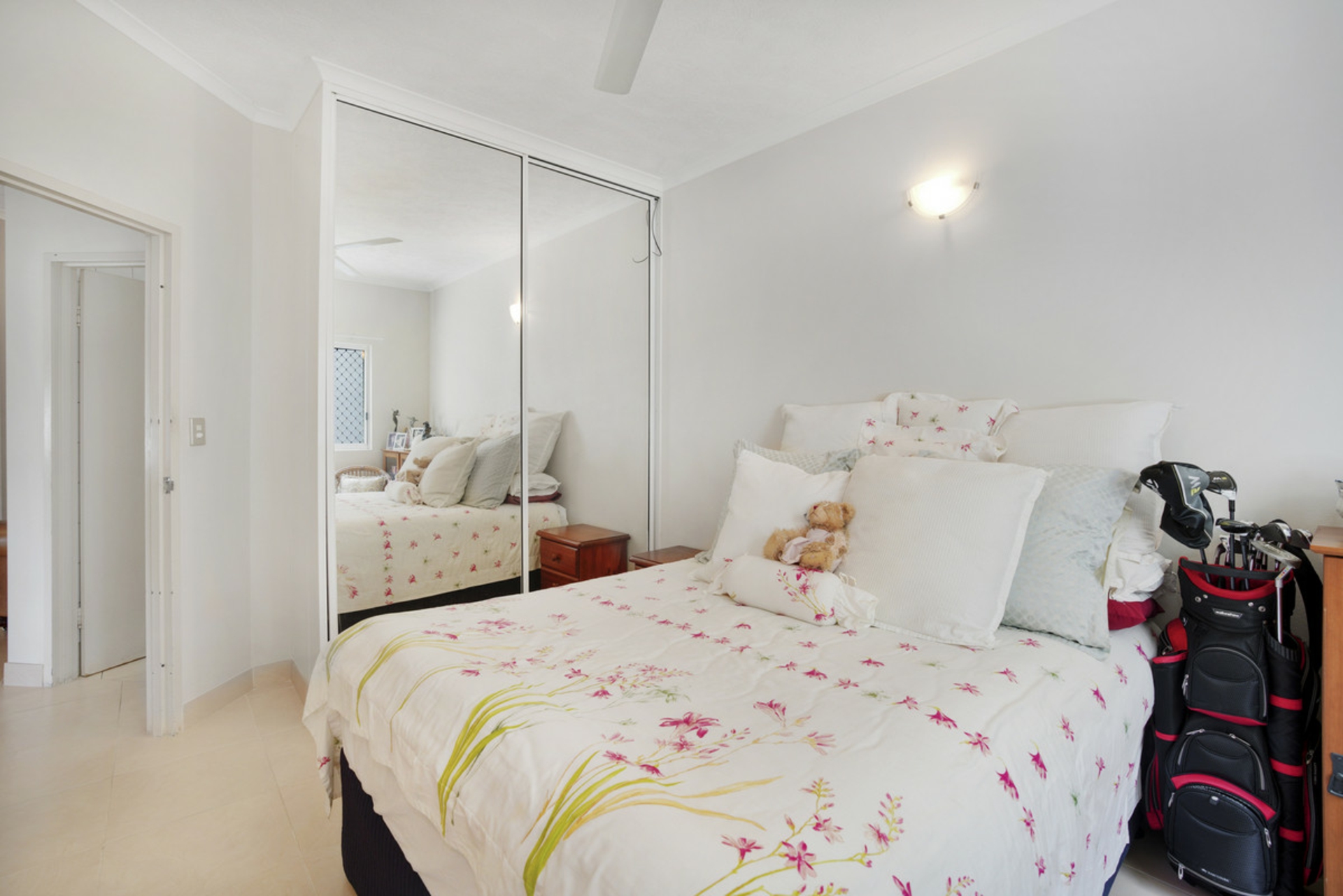 2/7 Dinah Court, STUART PARK