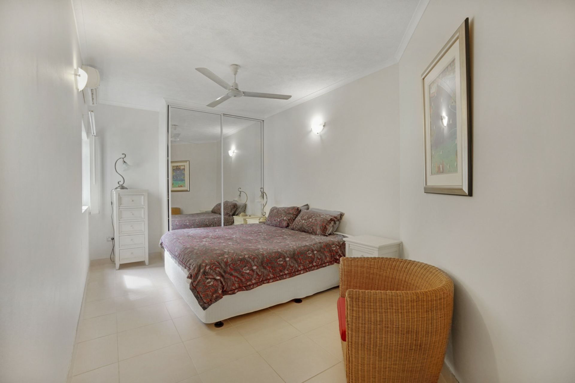 2/7 Dinah Court, STUART PARK