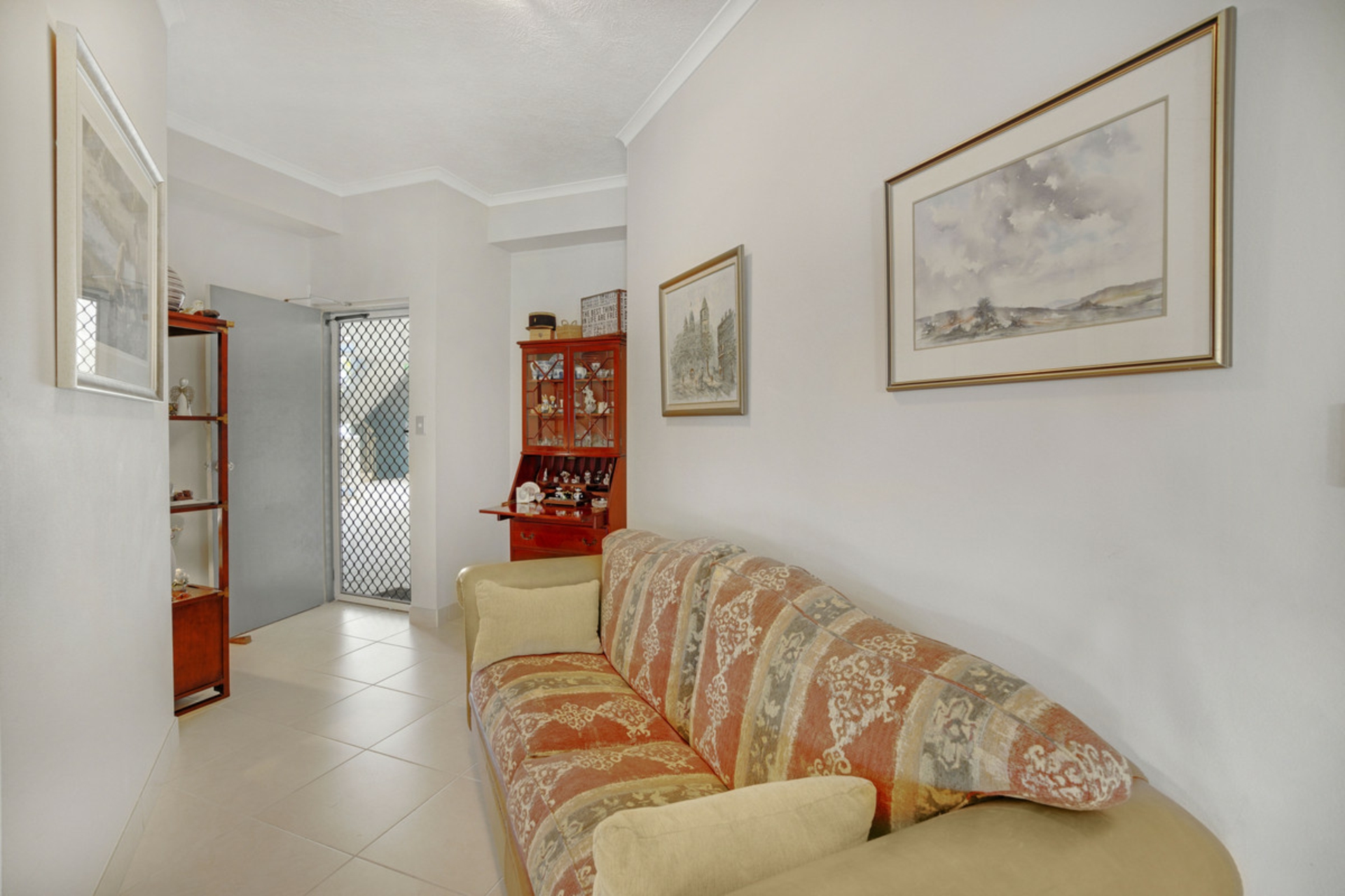 2/7 Dinah Court, STUART PARK