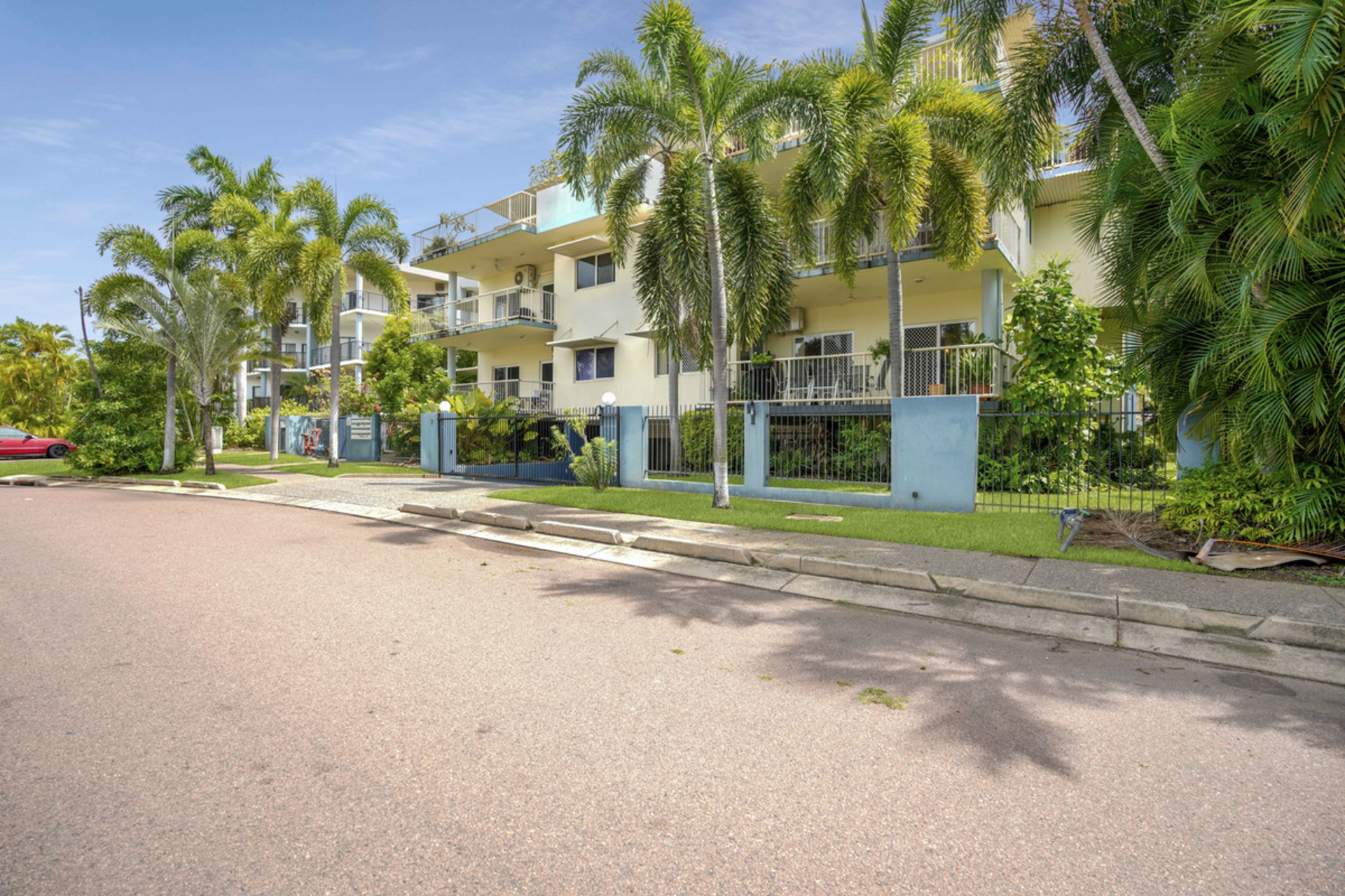 2/7 Dinah Court, STUART PARK