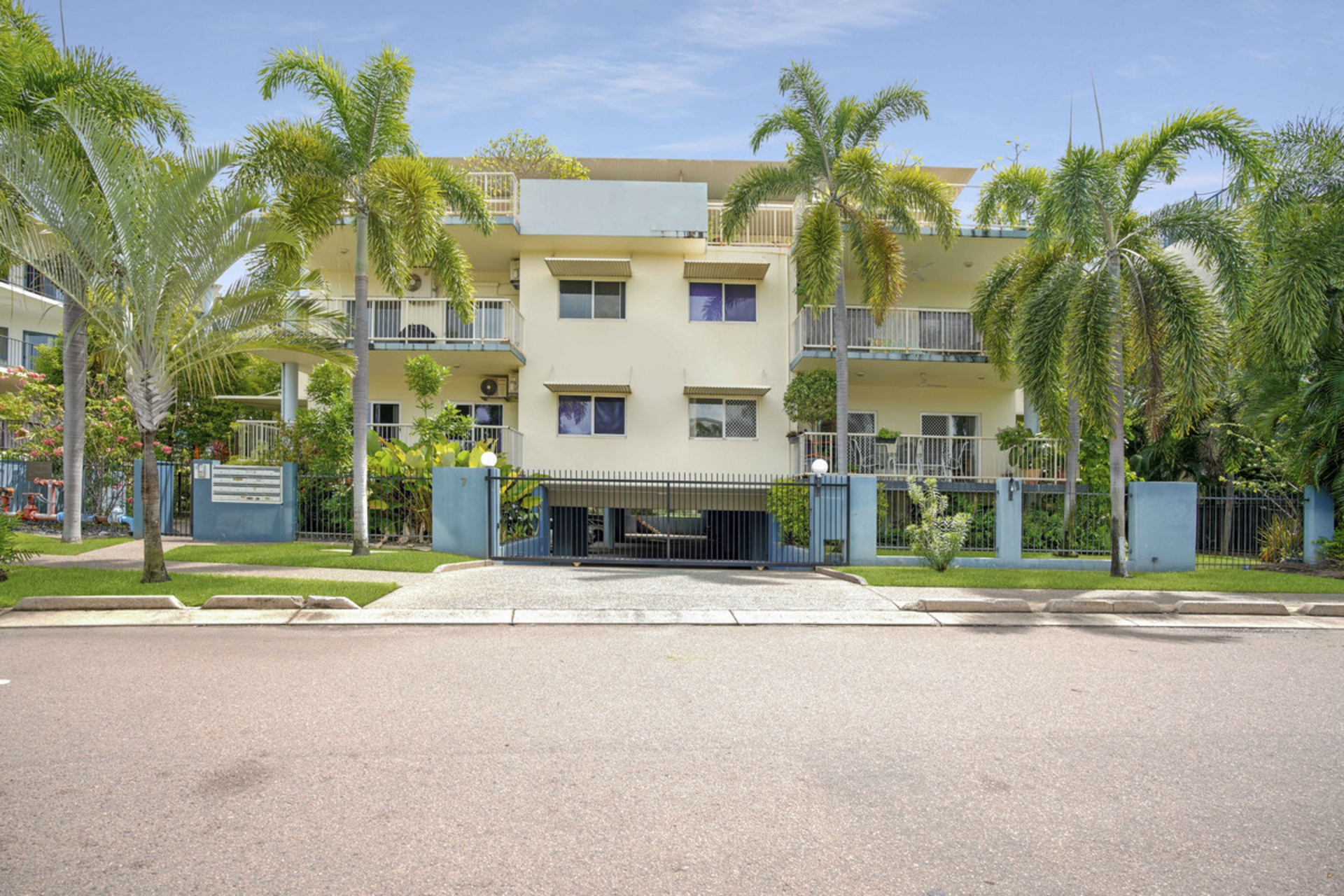 2/7 Dinah Court, STUART PARK