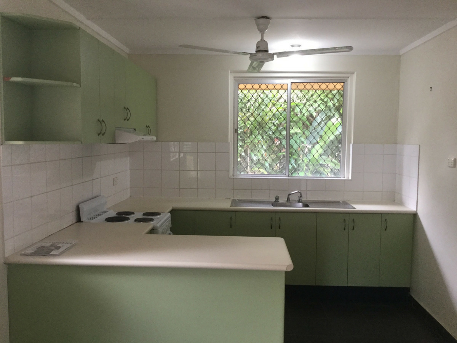 11 Cardo Court, LUDMILLA