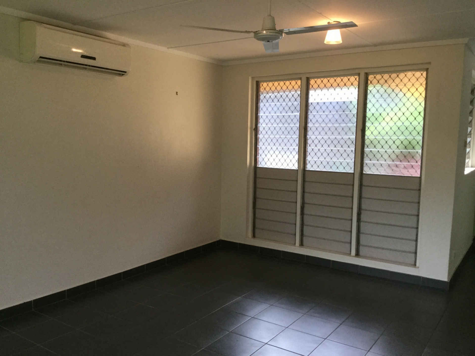 11 Cardo Court, LUDMILLA