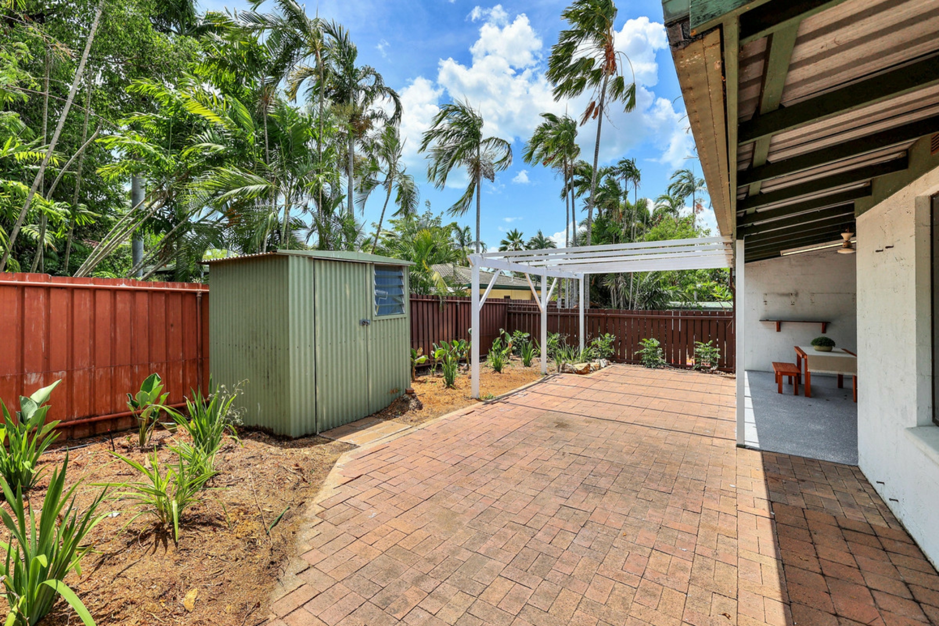 4/12 Gotham Street, LEANYER
