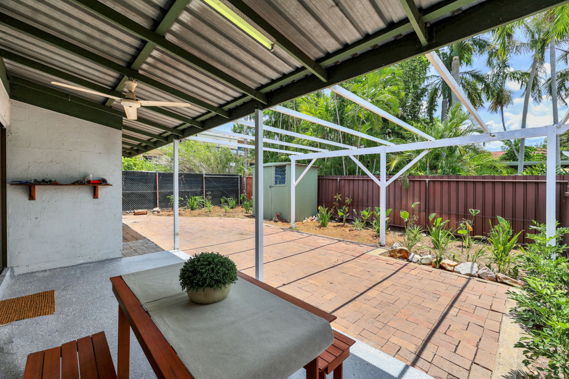 4/12 Gotham Street, LEANYER