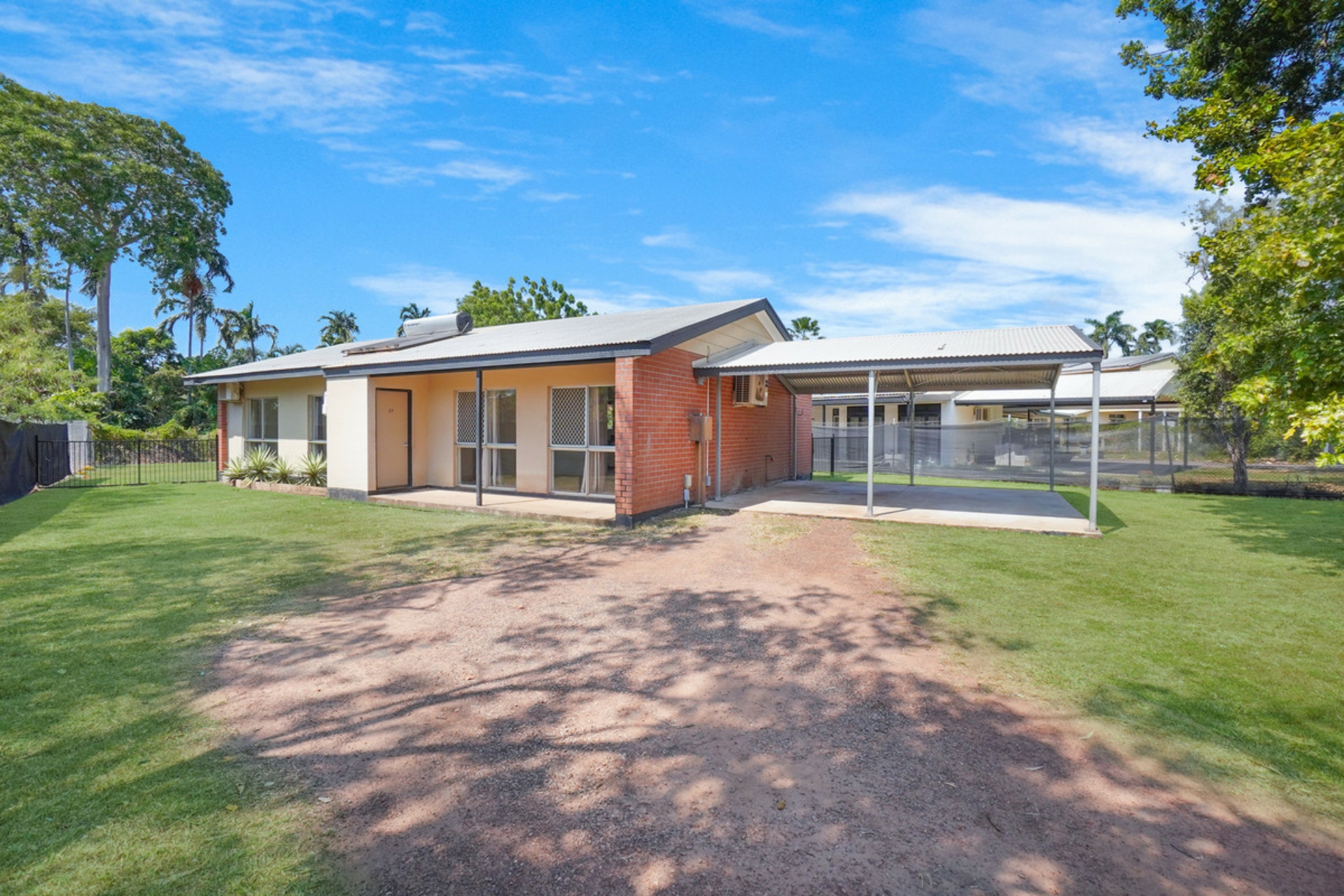 37 Bonson Terrace, MOULDEN