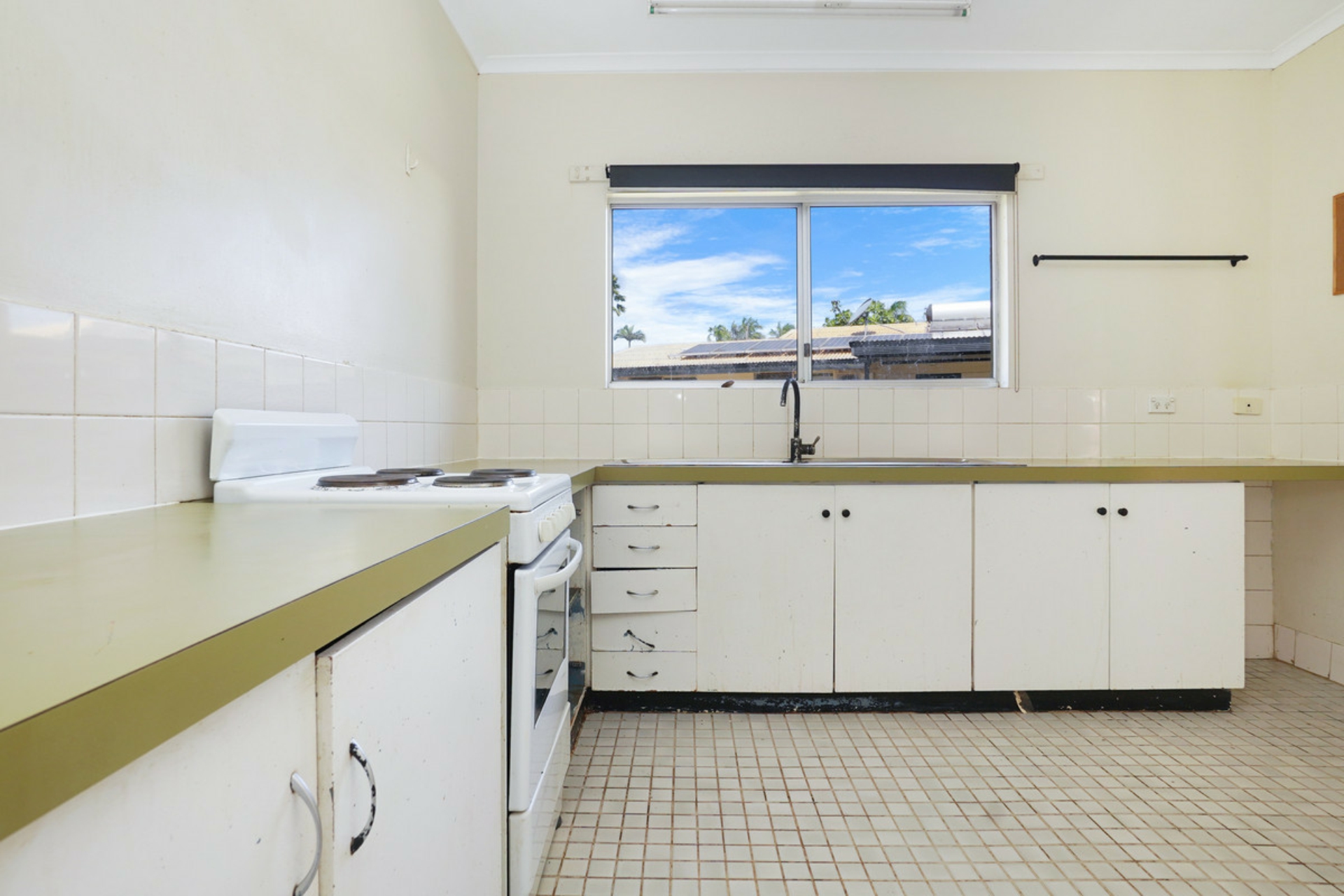 37 Bonson Terrace, MOULDEN