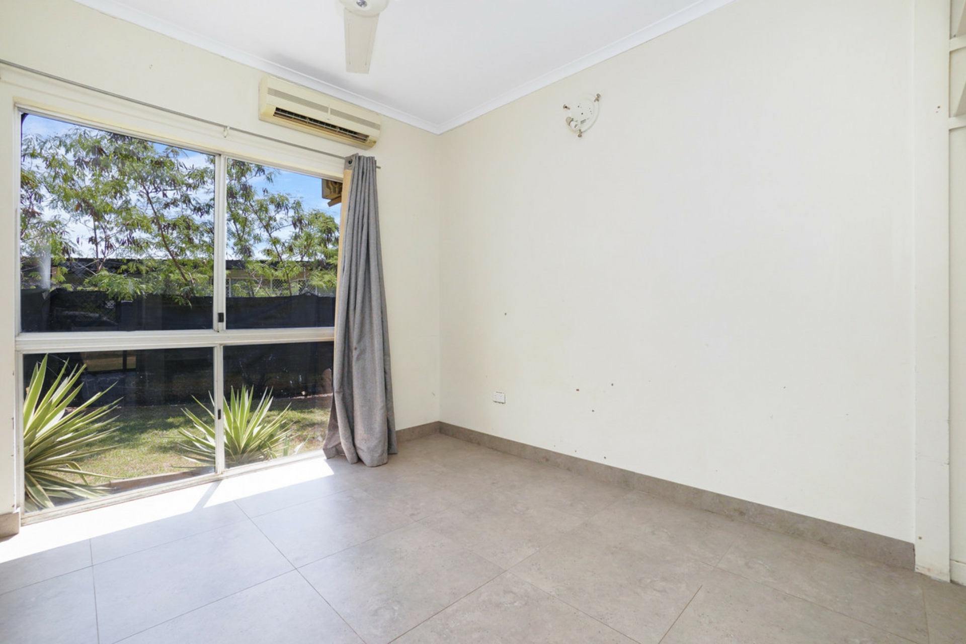 37 Bonson Terrace, MOULDEN